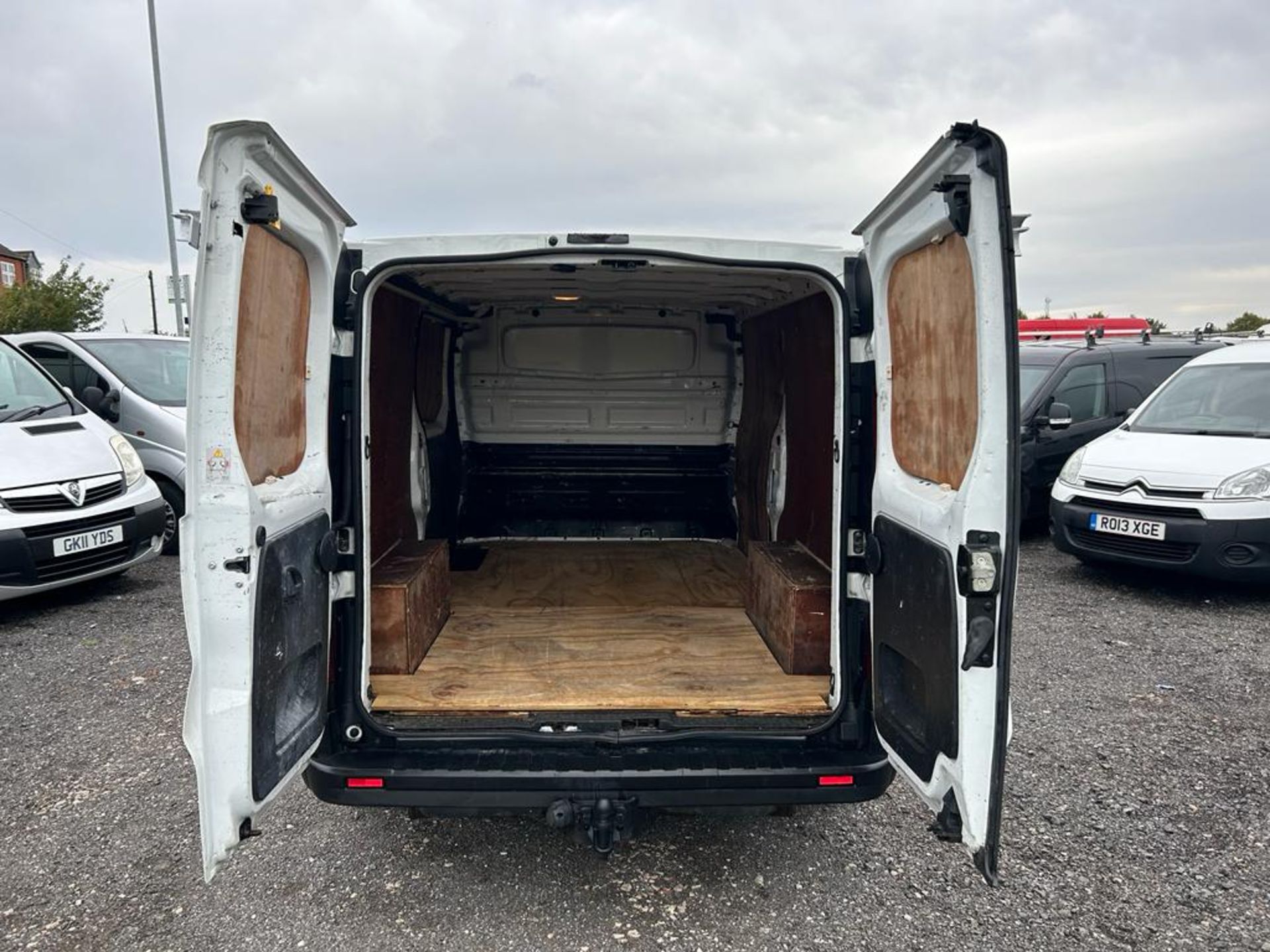 2015 VAUXHALL VIVARO 2900 CDTI WHITE PANEL VAN *NO VAT* - Image 7 of 13