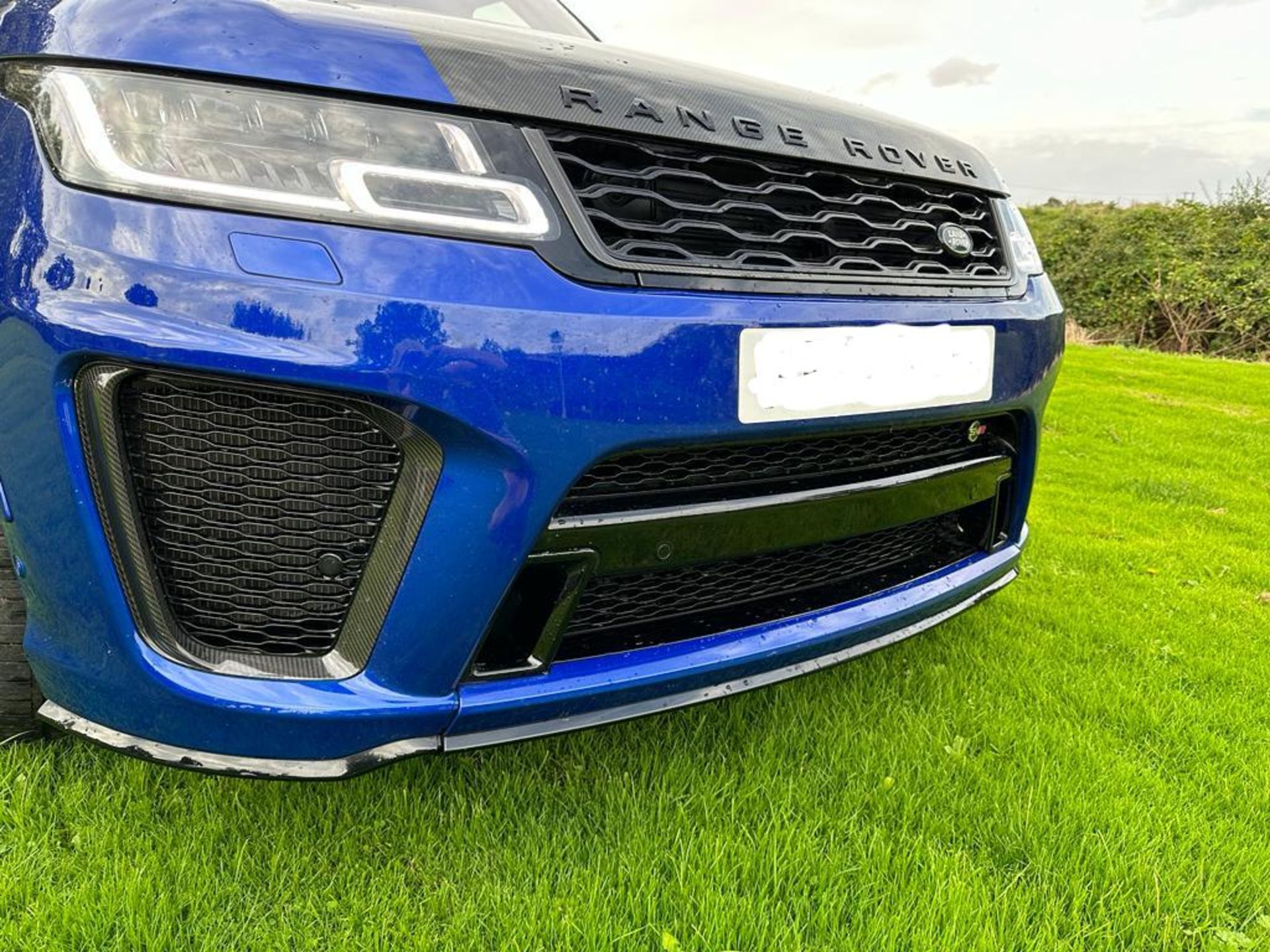 2021/71 RANGE ROVER SVR P575 BHP CARBON EDITION - I OWNER 12K MILES FLRSH - Image 28 of 49