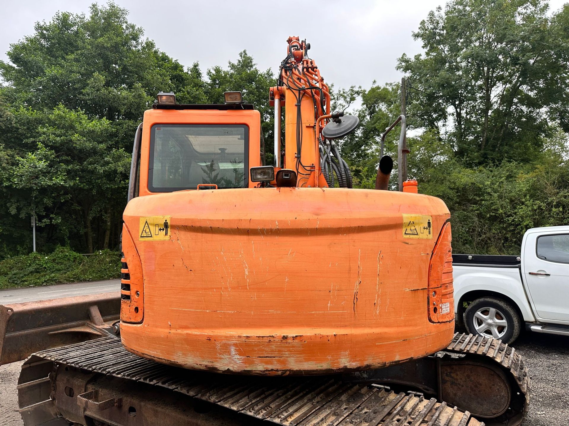 2011 DOOSAN DX140LCR EXCAVATOR WITH BLADE *PLUS VAT* - Image 5 of 26