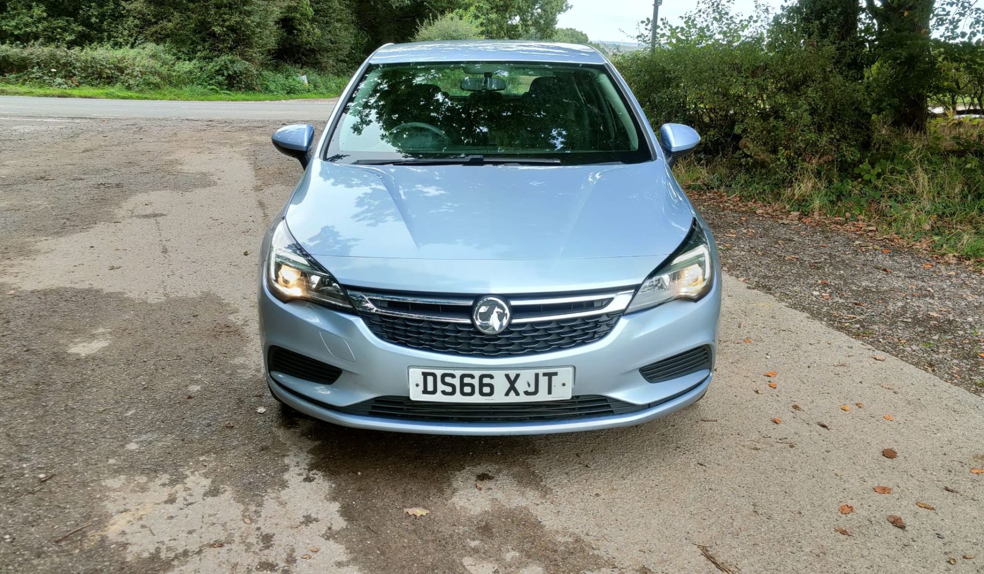 2016 VAUXHALL ASTRA DESIGN ECOFLEX S/S SILVER HATCHBACK *NO VAT* - Image 2 of 24