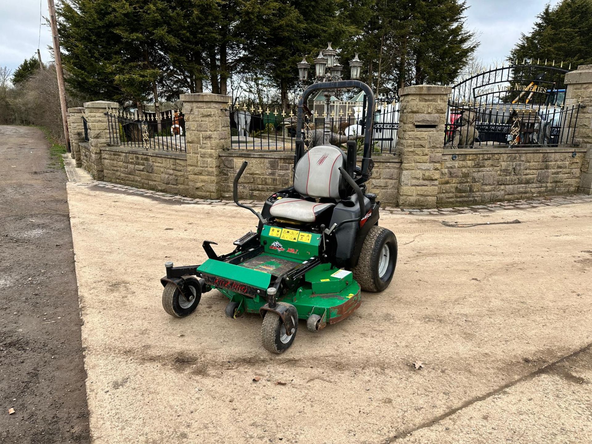 2017 Bobcat XRZ Pro ZT3400 Zero Turn Mower *PLUS VAT* - Image 2 of 14