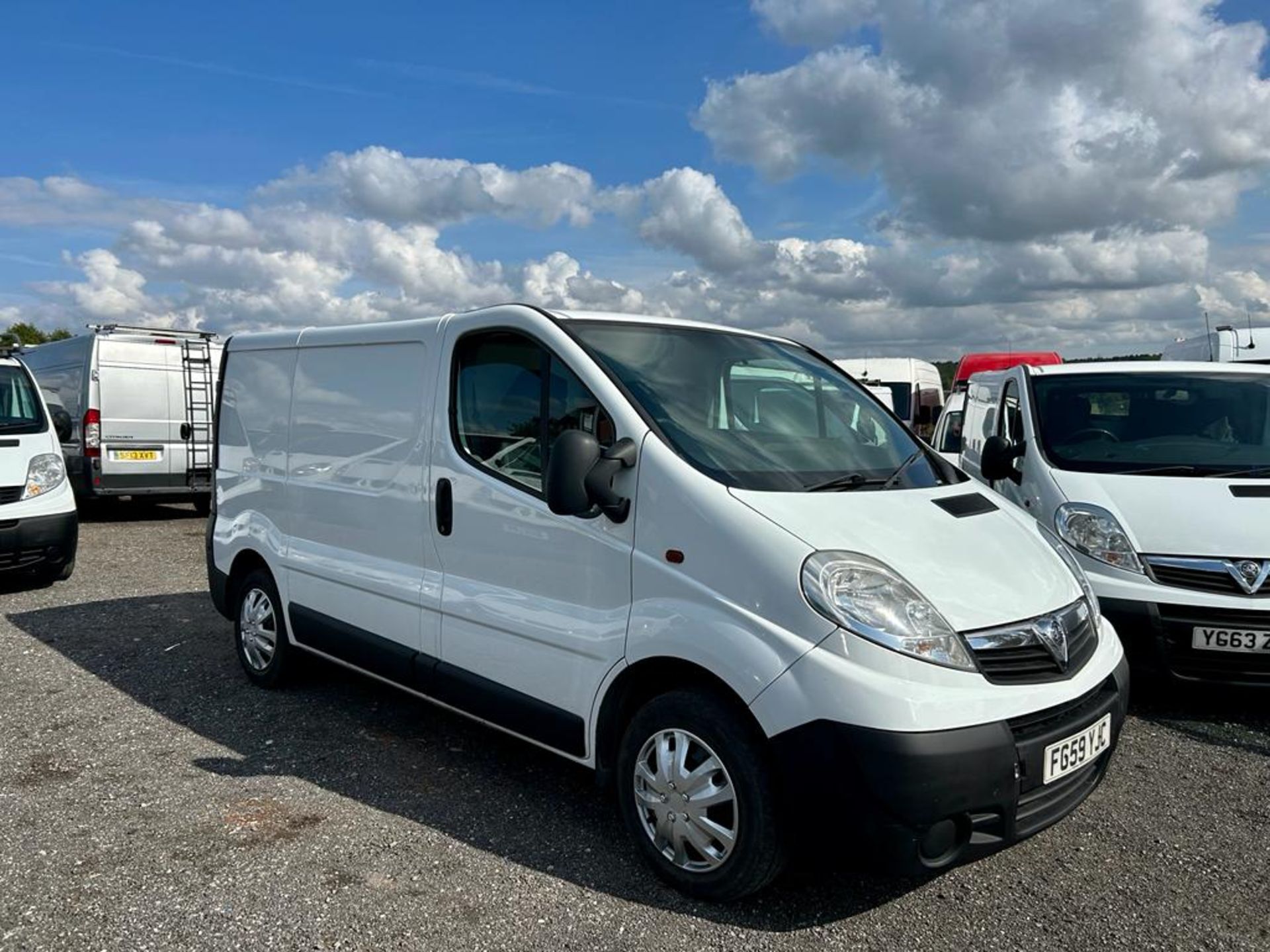 2010 VAUXHALL VIVARO 2700 CDTI SWB WHITE PANEL VAN *NO VAT*