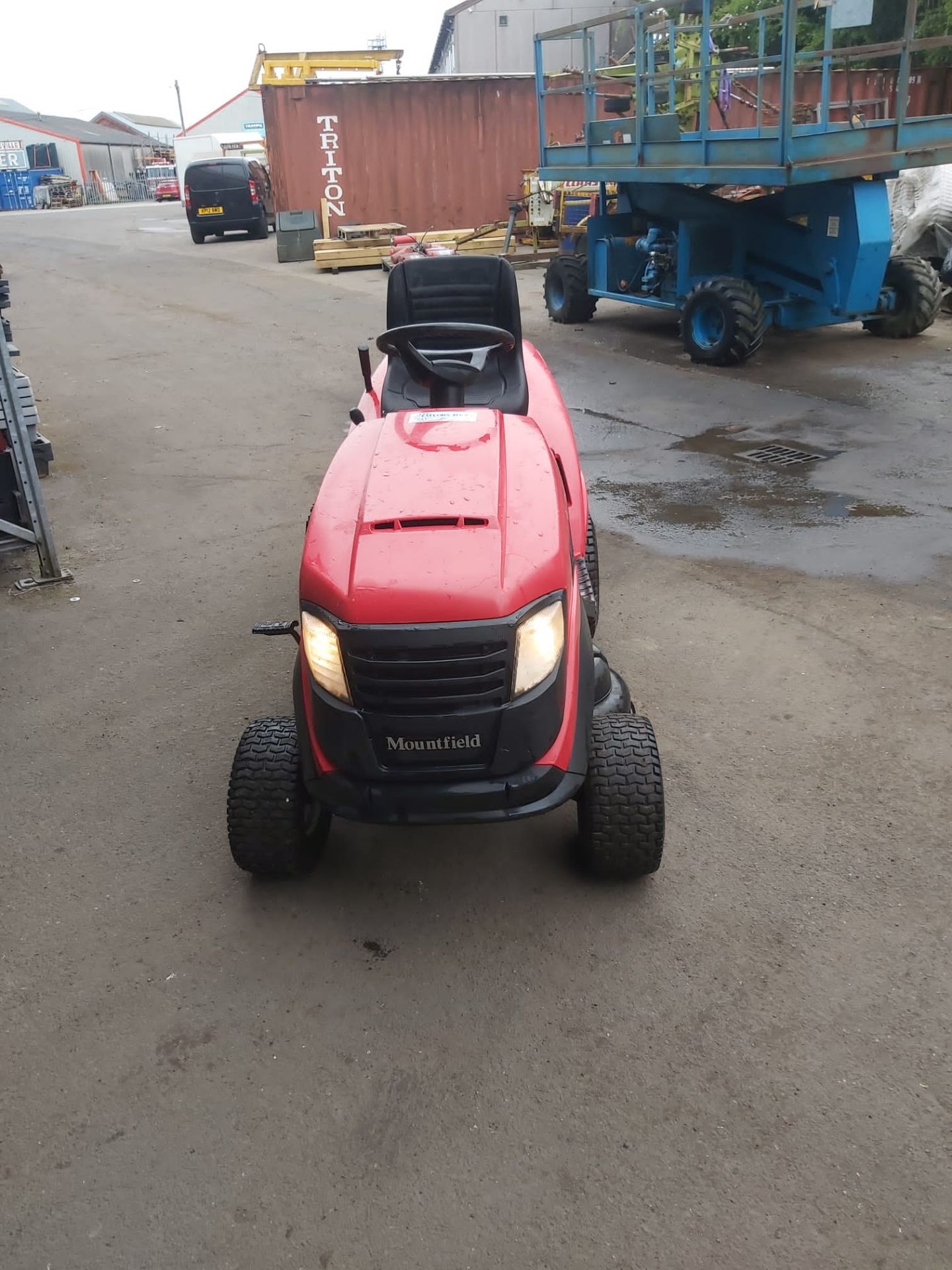 MOUNTFIELD 1436M RIDE ON LAWN MOWER *NO VAT* - Image 3 of 8