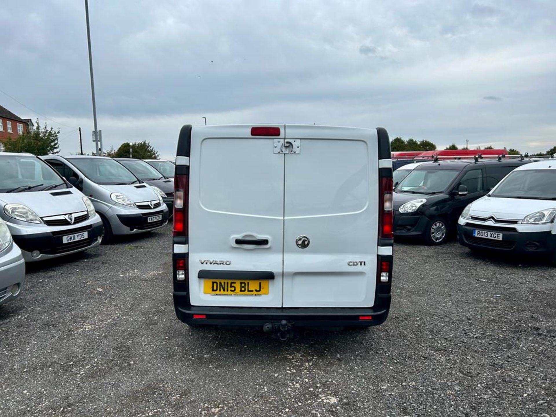 2015 VAUXHALL VIVARO 2900 CDTI WHITE PANEL VAN *NO VAT* - Image 6 of 13