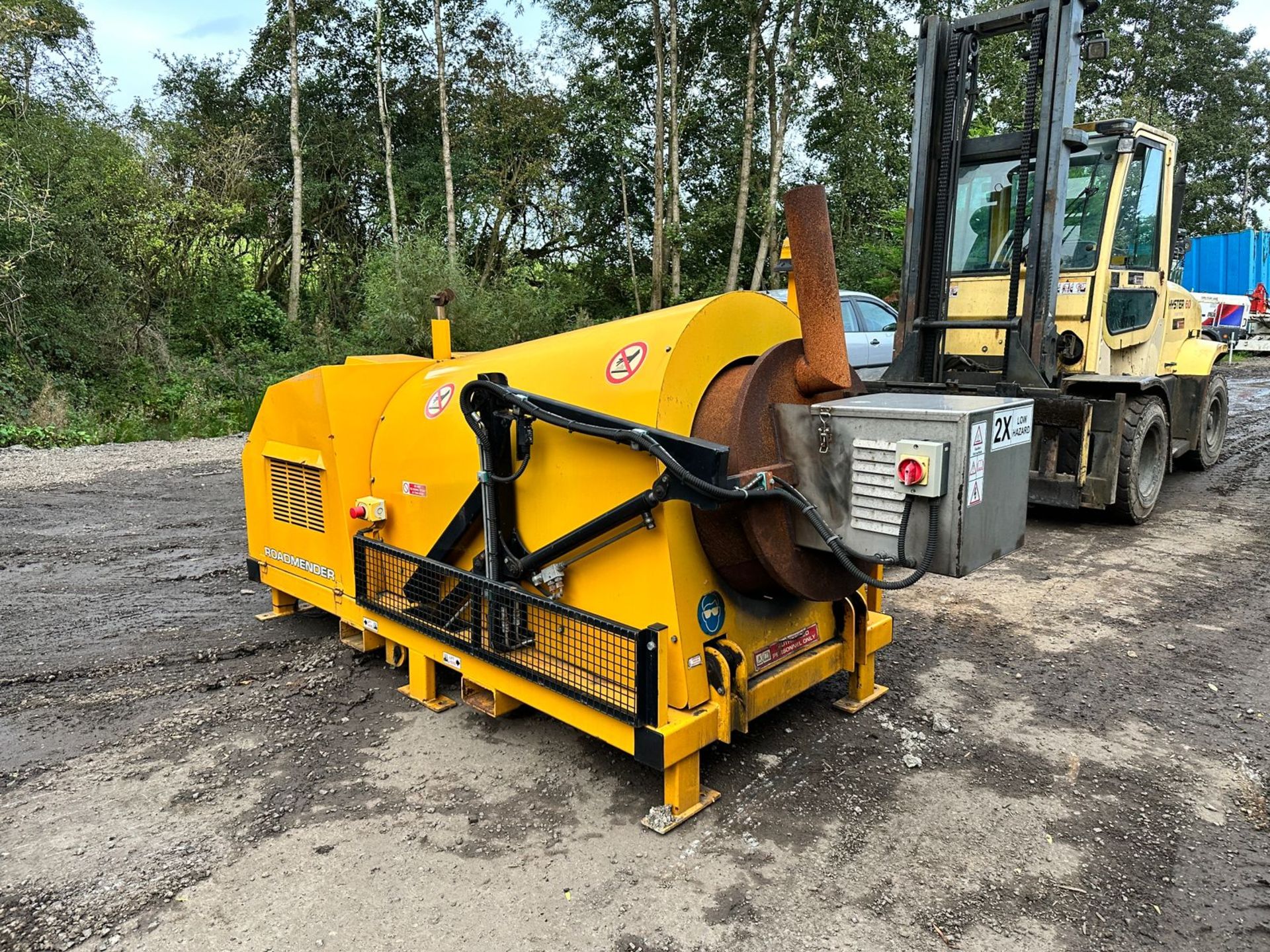 2017 ROADMENDER DBP250 MODEL 4 RECYCLING TARMAC (HOTBOX) MACHINE *PLUS VAT* - Image 6 of 14