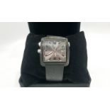 TAG HEUER PROFESSIONAL SPORTS MENS SWISS WATCH.NO VAT