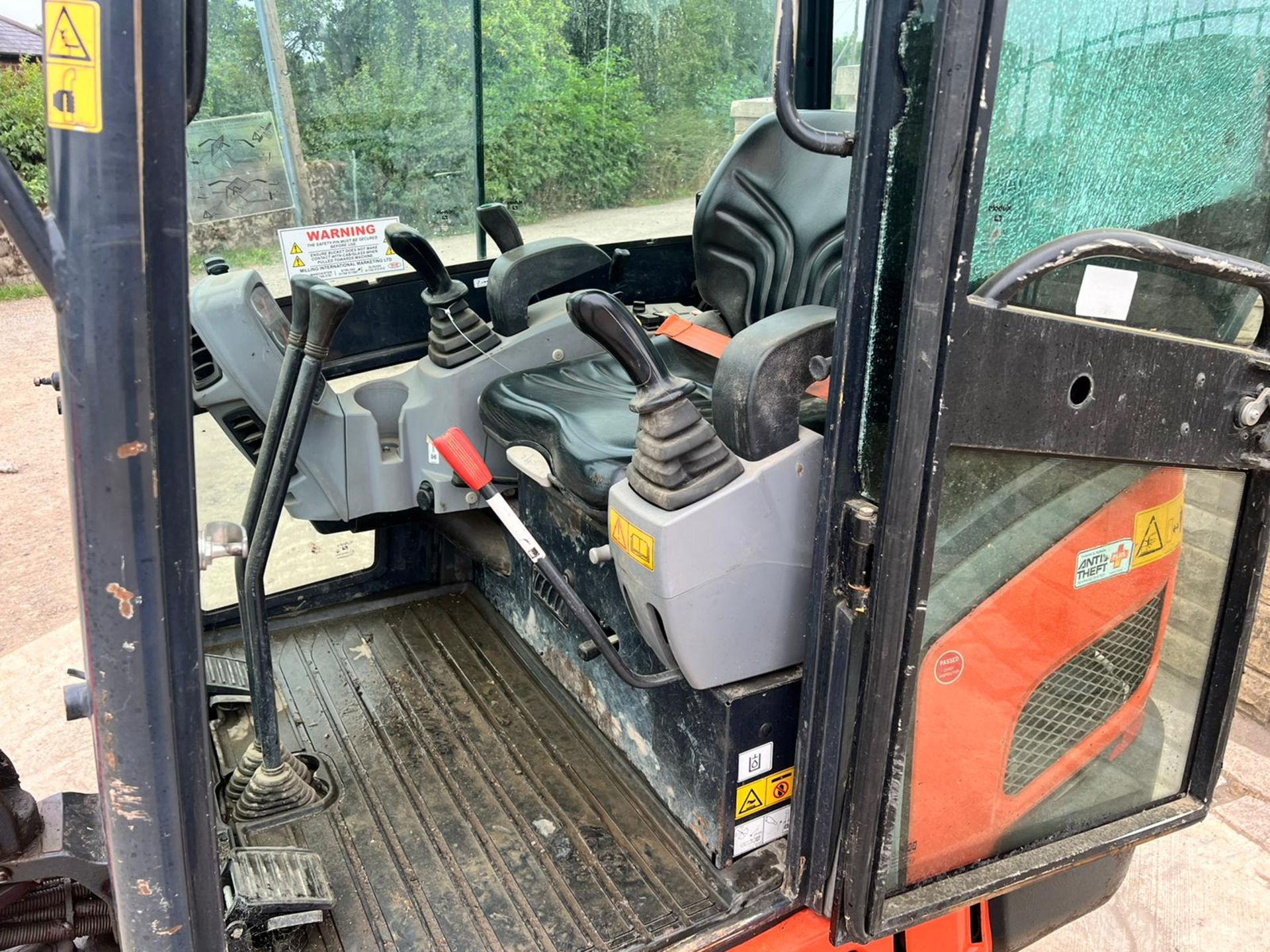 2015 Kubota KX016-4 1.6 Ton Mini Digger *PLUS VAT* - Image 12 of 23