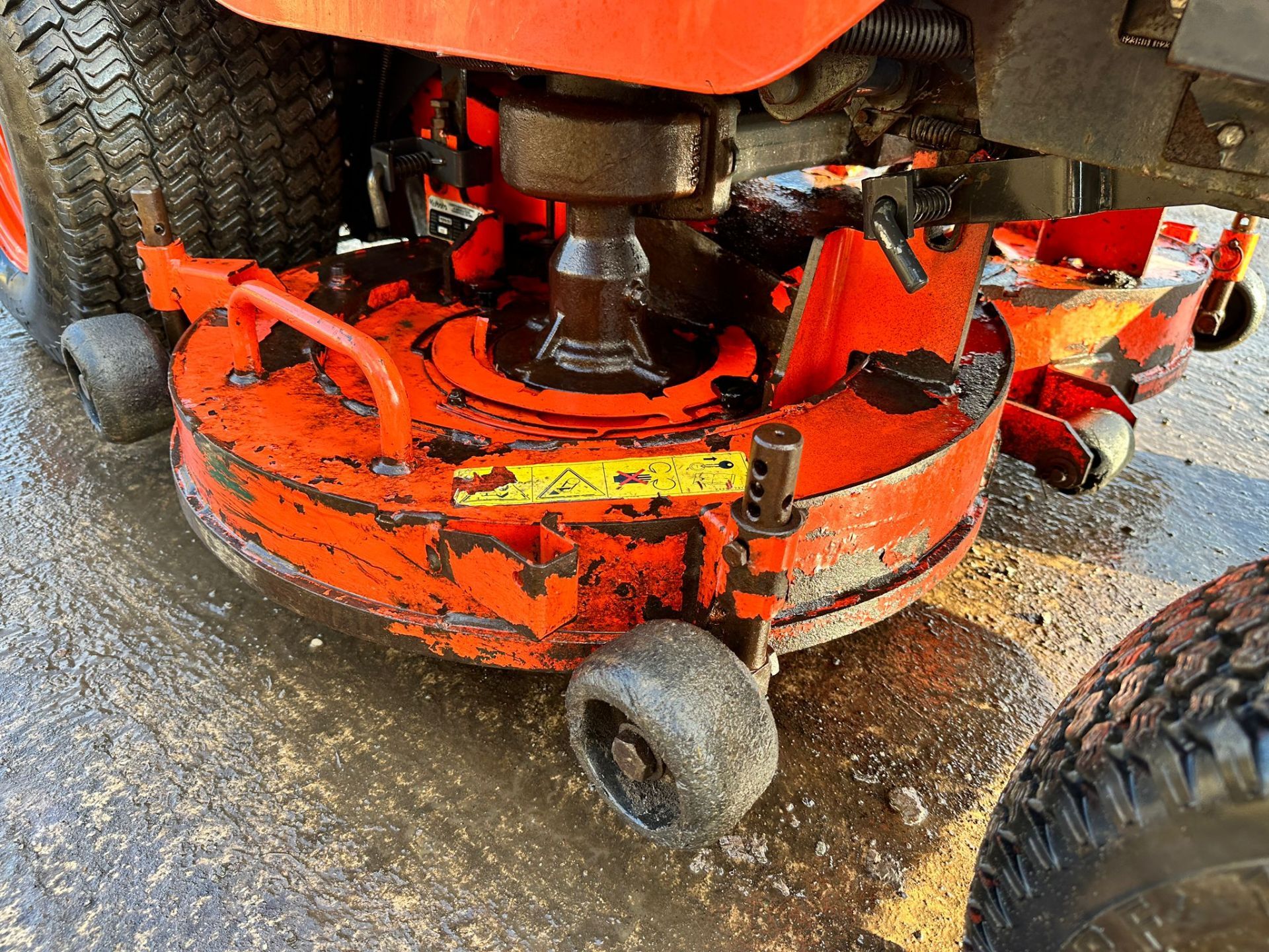 2009 Kubota G23LD Diesel Ride On Mower *PLUS VAT* - Image 11 of 12