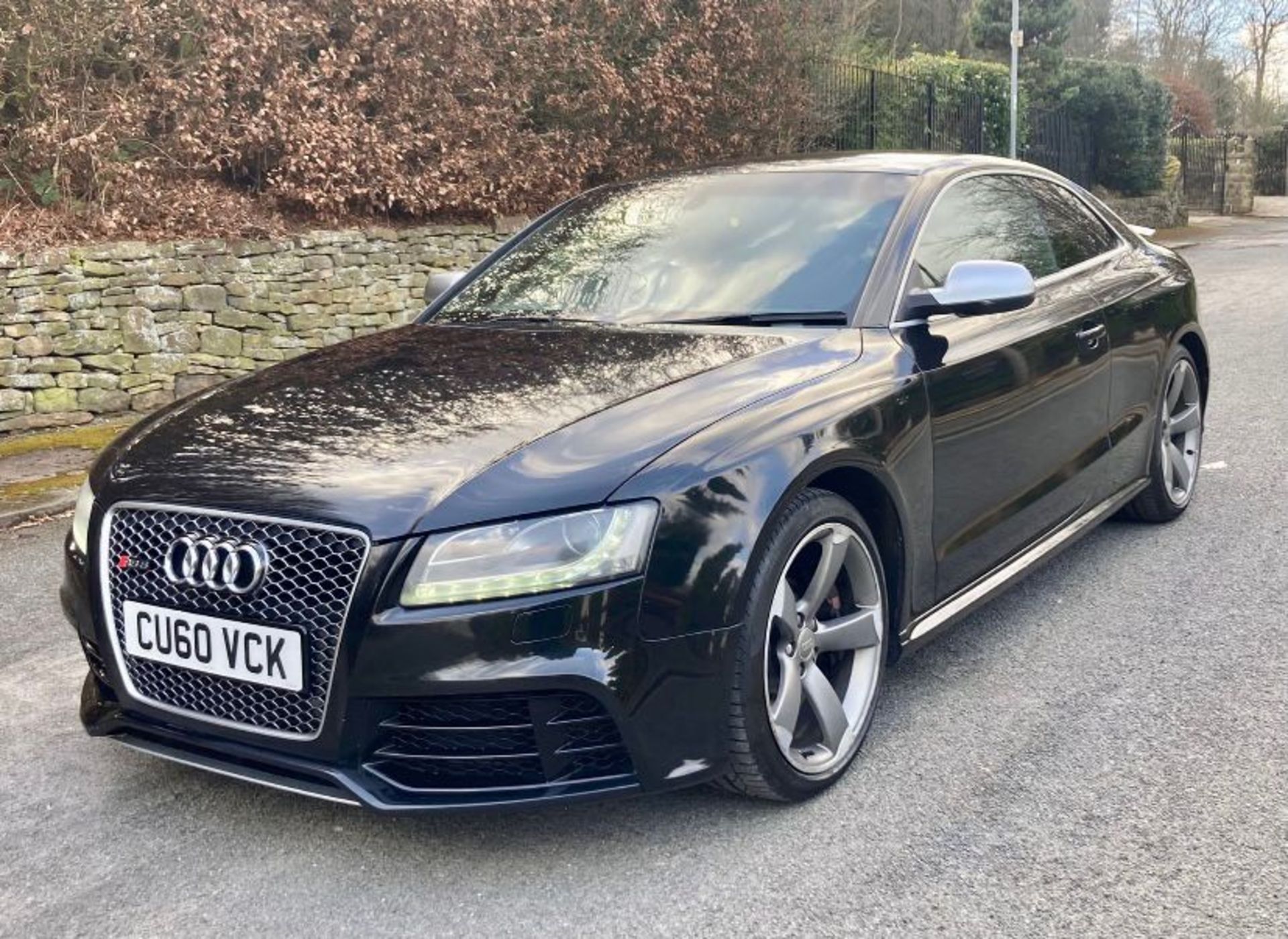 2010/60 REG AUDI RS5 FSI QUATTRO S-A 4.2L PETROL BLACK COUPE 450 HP! - FSH - 19" ALLOYS - START/STOP