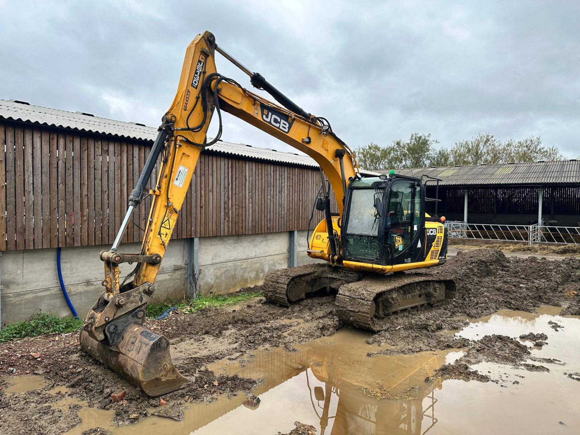 2014 JCB JS130LC T4i EXCAVATOR - 3383 HOURS! *PLUS VAT* - Image 2 of 22