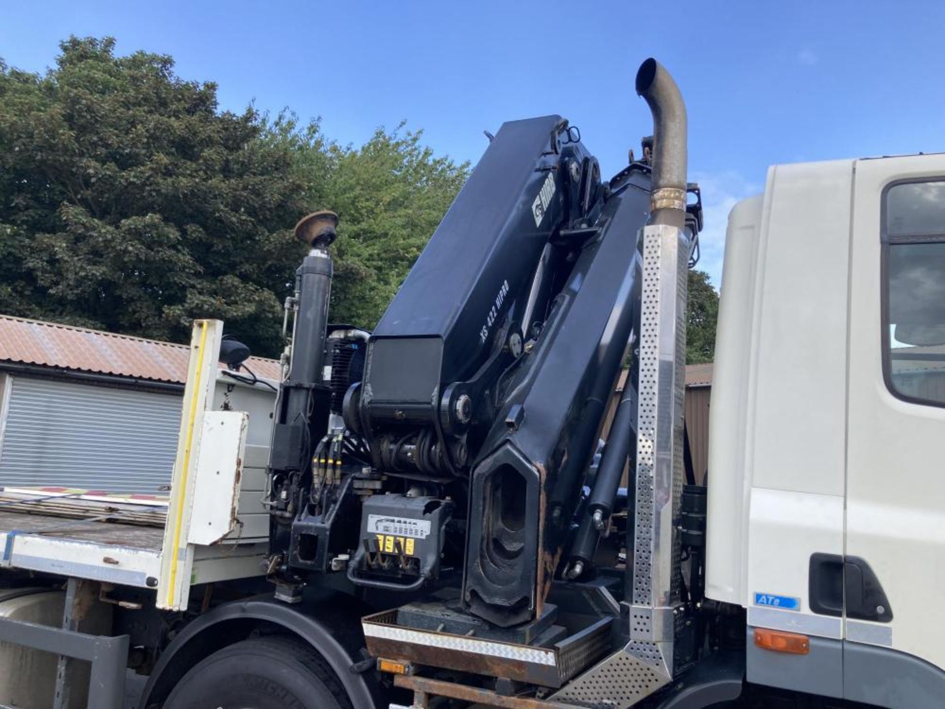 2013 DAF CF 85.410 8X2 32 Ton HIAB FLATBED LORRY WITH HIAB 422XS HI PRO Extension Crane *PLUS VAT* - Image 10 of 25