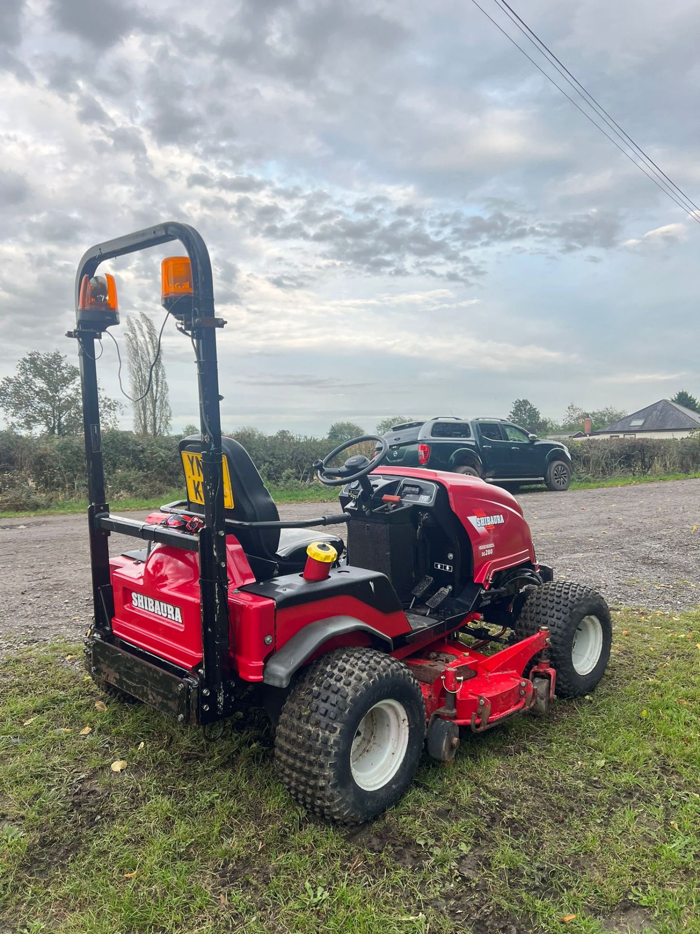 Shibaura SG280 Bank Ride On Lawn Mower *PLUS VAT* - Image 10 of 16