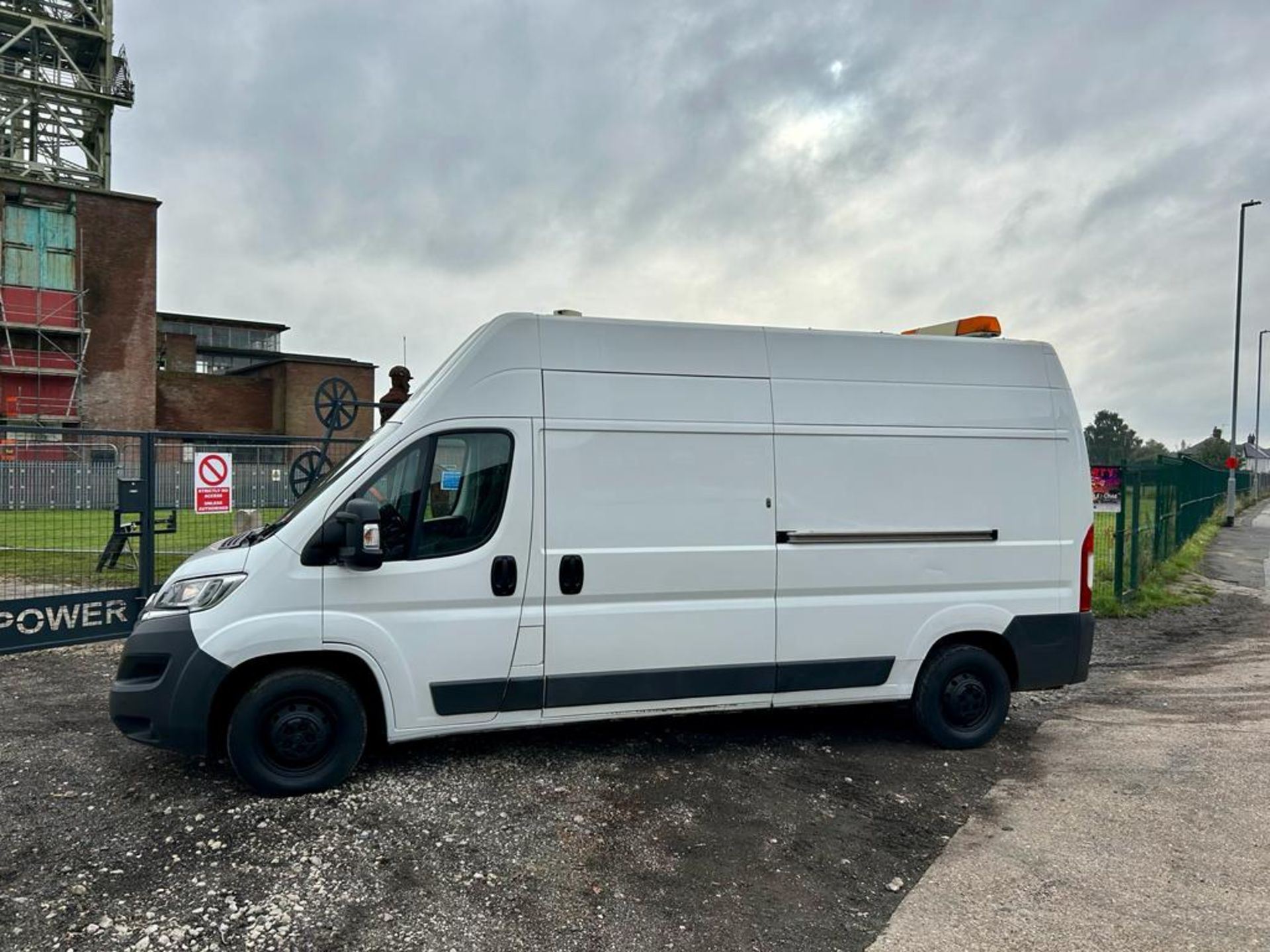 2015 CITROEN RELAY 35 L3H3 ENTERPRISE HDI WHITE PANEL VAN *NO VAT* - Image 6 of 21