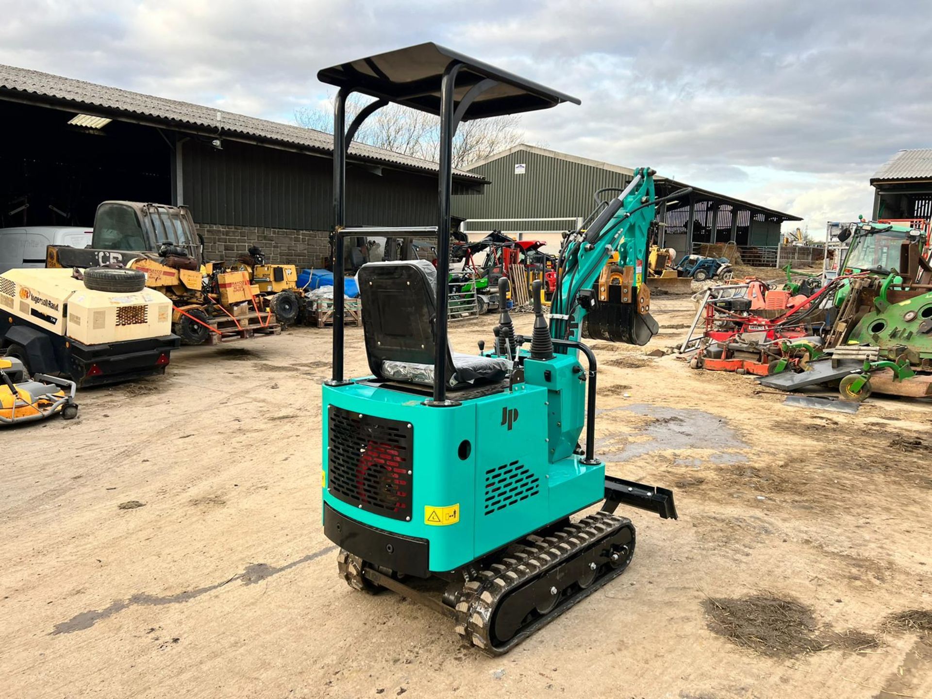 Unused JPC PC10 1 Ton Mini Digger, Runs Drives And Digs, Rubber Tracks *PLUS VAT* - Image 6 of 10