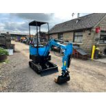 NEW/UNUSED JPC HT12 MINI EXCAVATOR BUNDLE! ROCK BREAKER AND BUCKET *PLUS VAT*