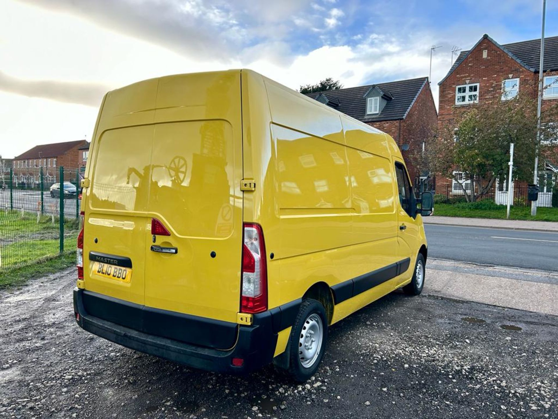 2010 RENAULT MASTER MM35 DCI 125 YELLOW PANEL VAN *NO VAT* - Image 7 of 14