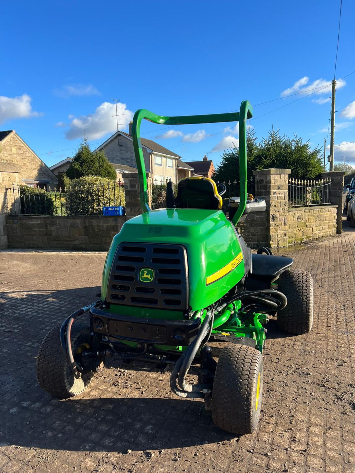 John Deere 8800 4WD Ride On Lawn Mower *PLUS VAT* - Bild 10 aus 18