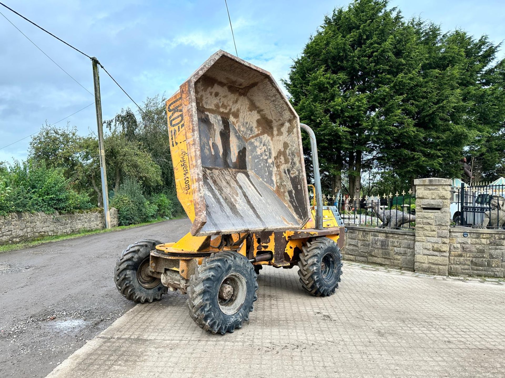 TEREX/BENFORD PS3000 3 TON SWIVEL SKIP DUMPER *PLUS VAT* - Image 8 of 16