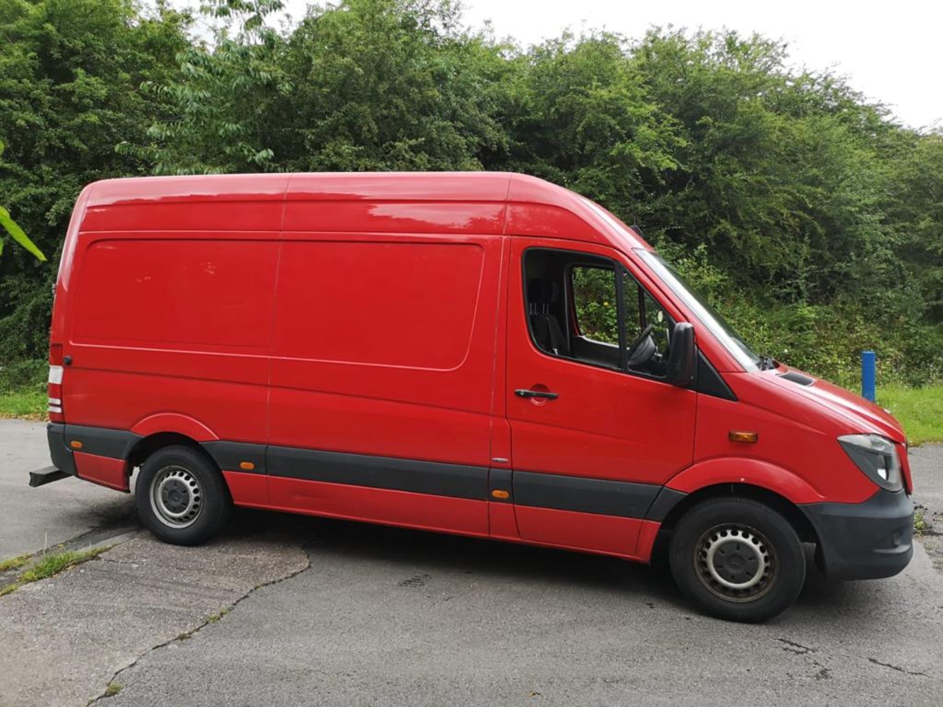 2015 MERCEDES-BENZ SPRINTER 310 CDI RED PANEL VAN *NO VAT* - Image 10 of 14