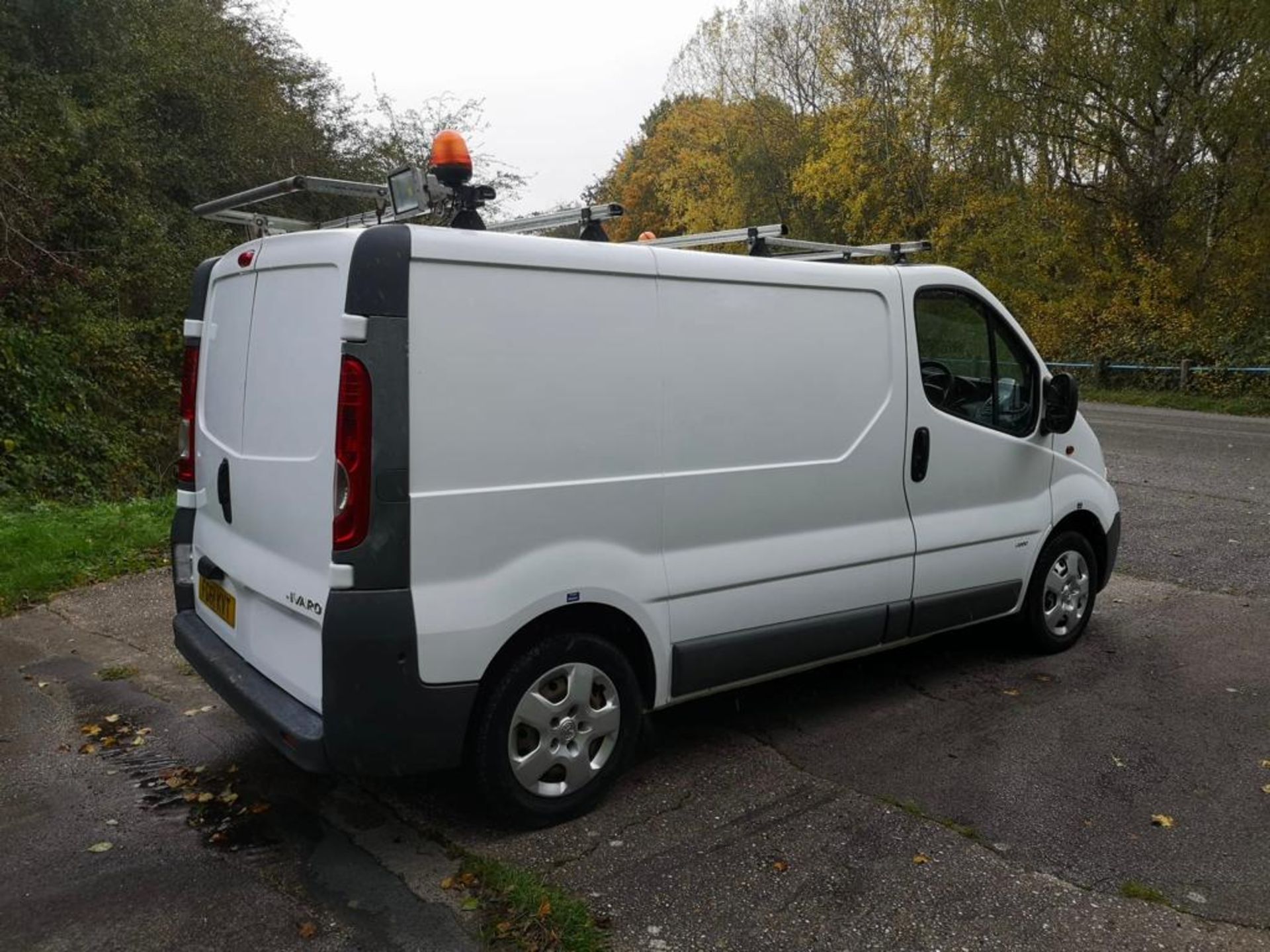 2012 VAUXHALL VIVARO 2900 CDTI ECOFLEX SWB WHITE PANEL VAN *NO VAT* - Image 8 of 13