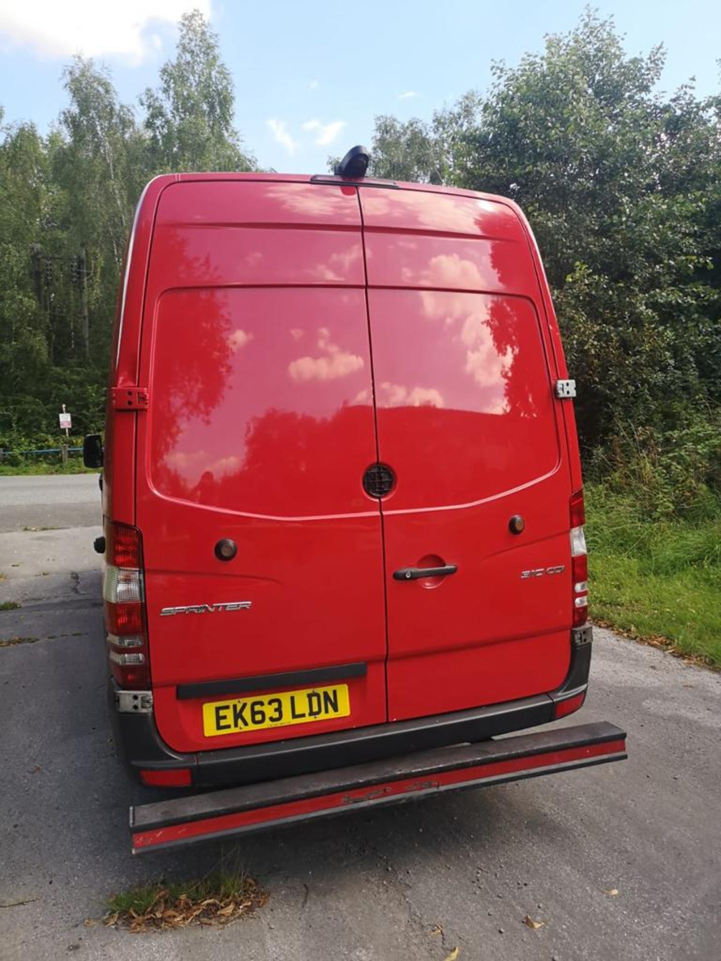 2013 MERCEDES-BENZ SPRINTER 310 CDI RED PANEL VAN *NO VAT* - Image 6 of 13