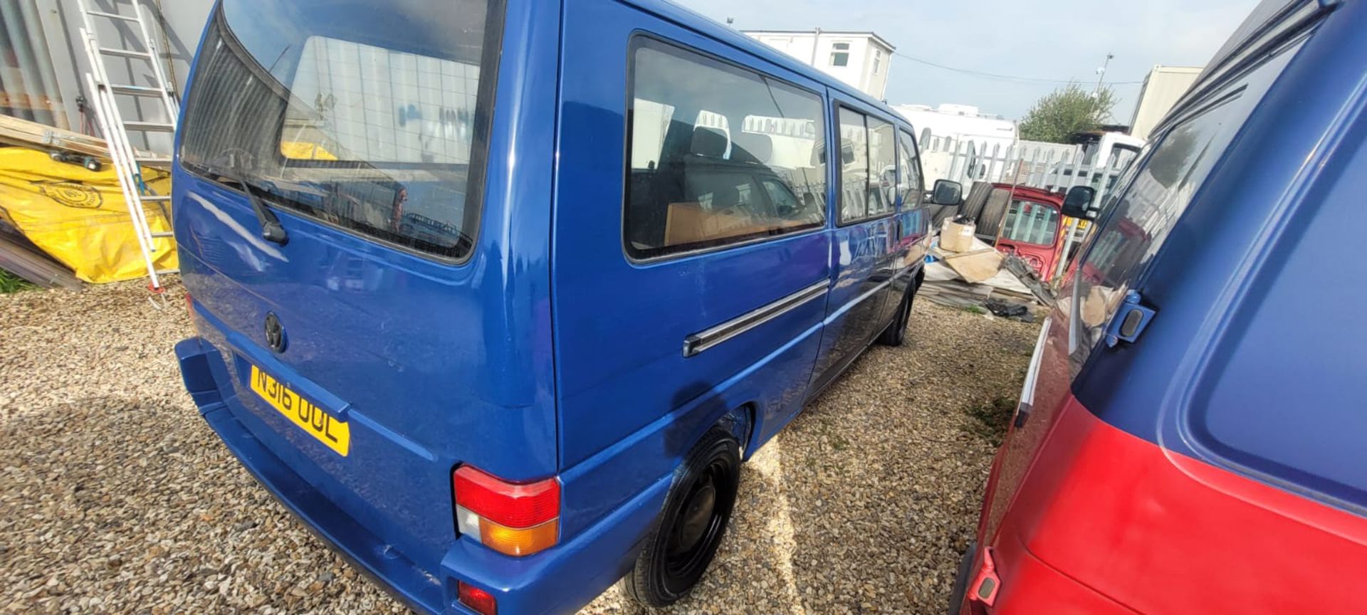 1995 VOLKSWAGEN TRANSPORTER/CARAVELLE 57 D LWB BLUE CAMPER CONVERSION *NO VAT* - Image 11 of 12