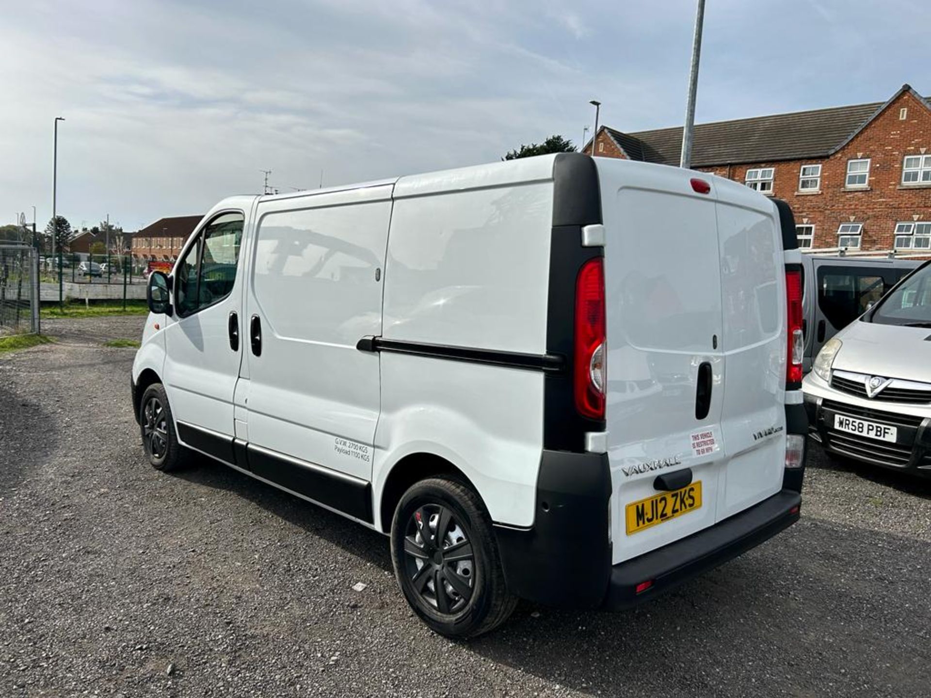 2012 VAUXHALL VIVARO 2700 CDTI E-FLEX 89 SWB WHITE PANEL VAN *NO VAT* - Image 4 of 12