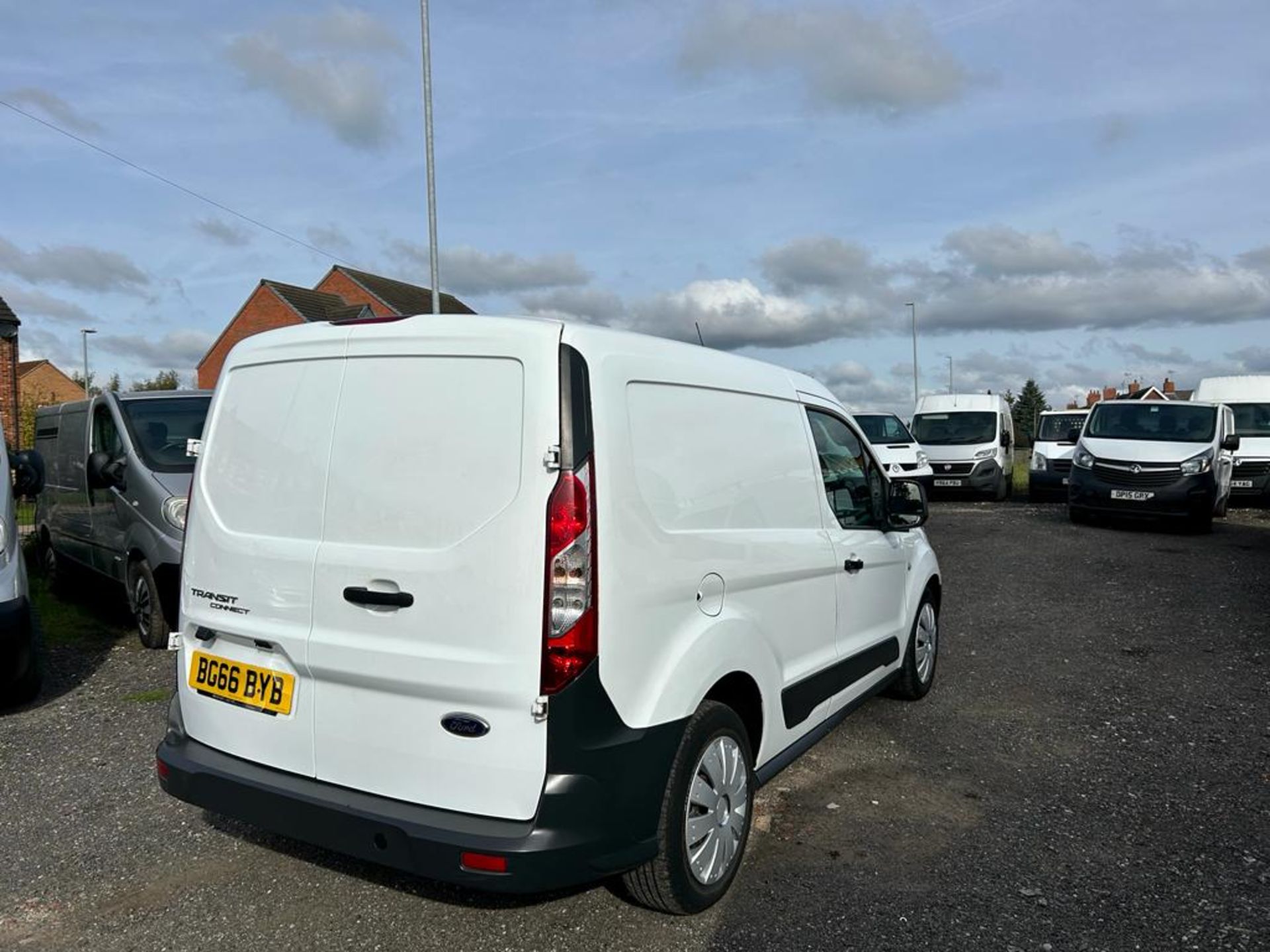 2016 FORD TRANSIT CONNECT 200 WHITE PANEL VAN *NO VAT* - Image 9 of 14