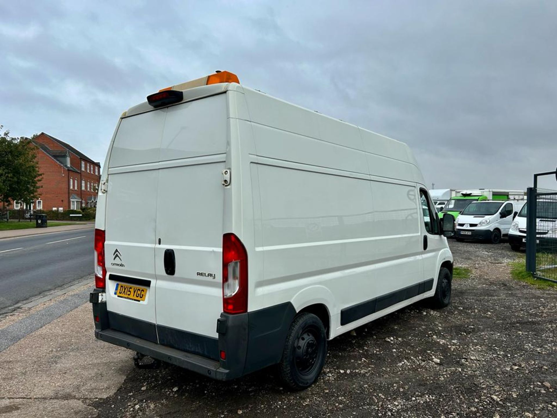 2015 CITROEN RELAY 35 L3H3 ENTERPRISE HDI WHITE PANEL VAN *NO VAT* - Image 9 of 21