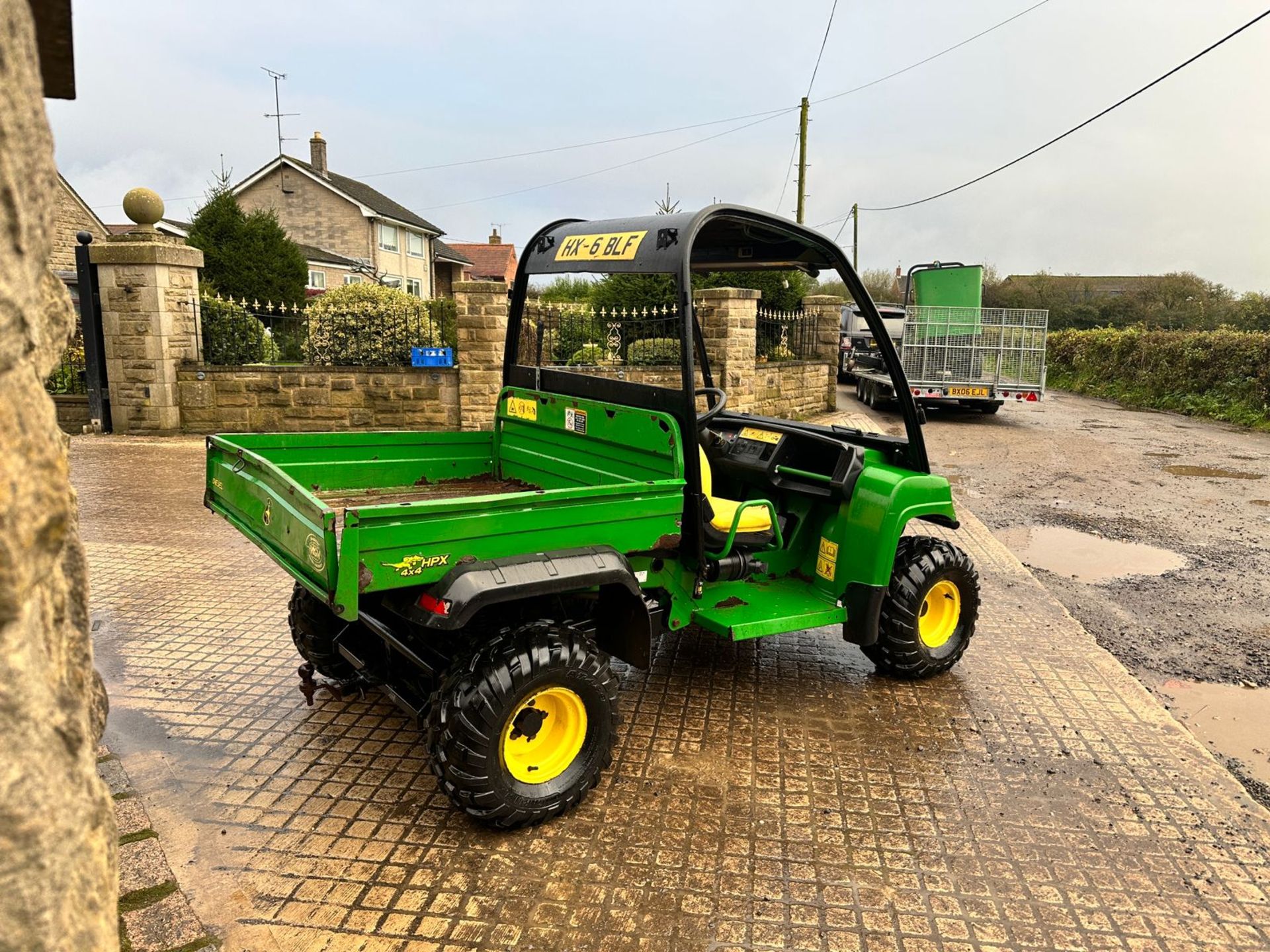 JOHN DEERE HPX 4WD DIESEL GATOR *PLUS VAT* - Image 4 of 14