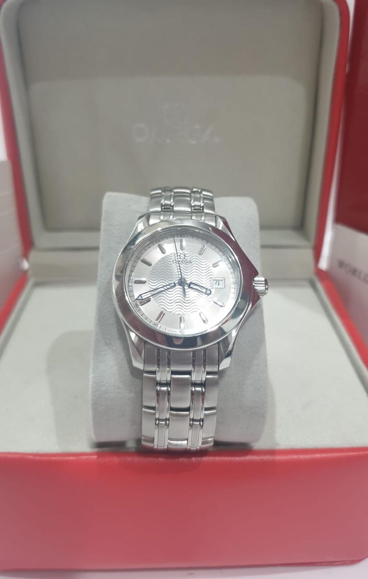 Omega Seamaster Professional 120m Silver Wave Dial Mens Watch NO VAT - Image 3 of 9