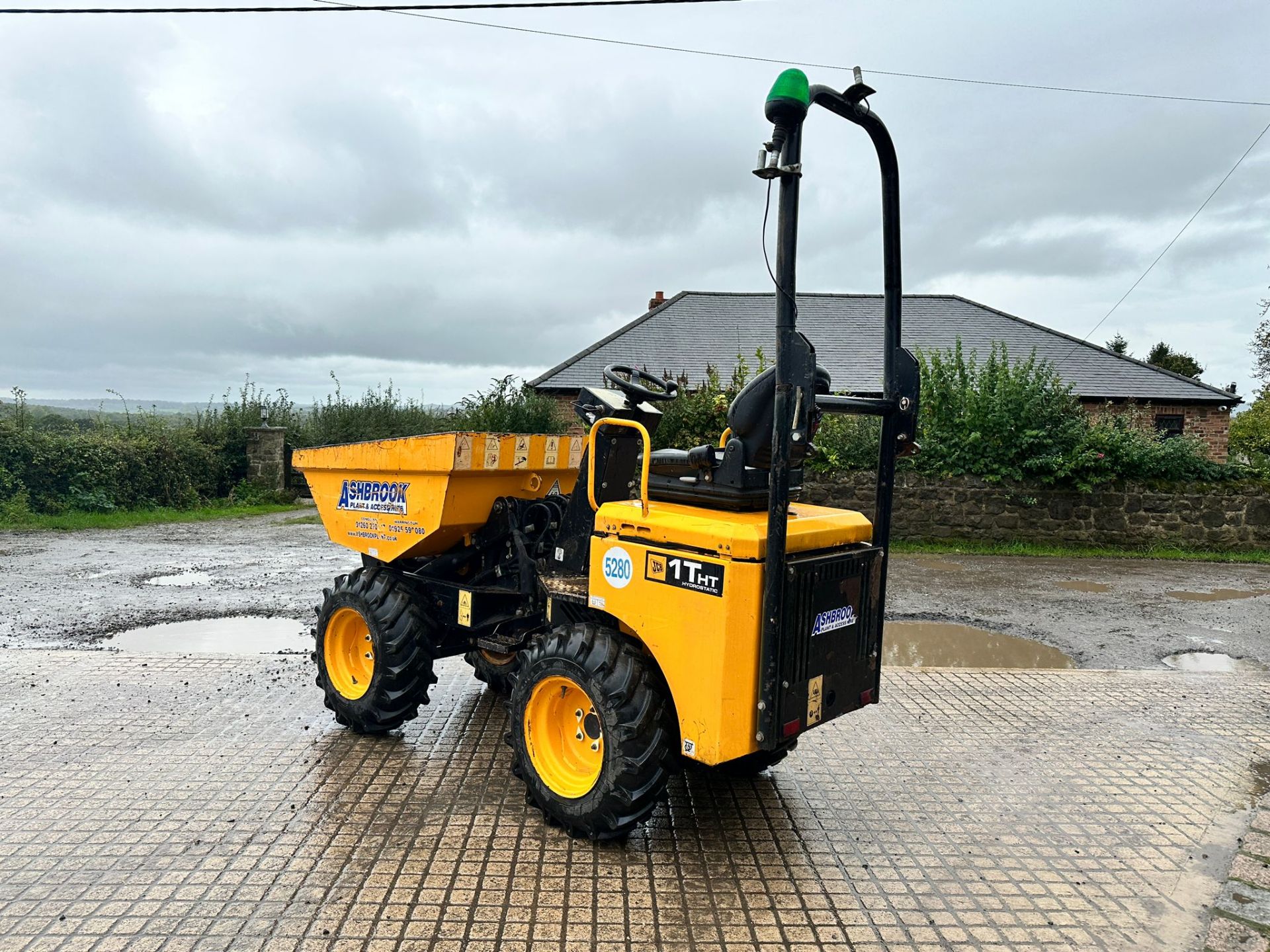 2017 JCB 1THT 1 TON HIGH TIP DUMPER *PLUS VAT* - Image 8 of 18