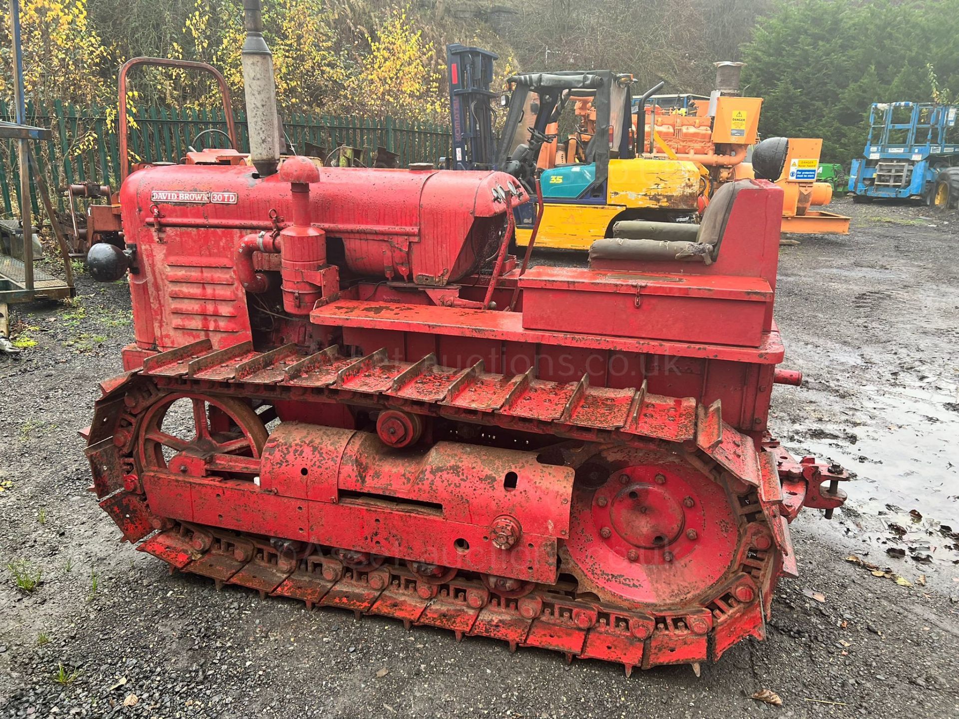 DAVID BROWN 30TD 36HP TRACKED CRAWLER TRACTOR, RUNS AND DRIVES, REAR PTO AND TOWBAR *PLUS VAT* - Image 5 of 12