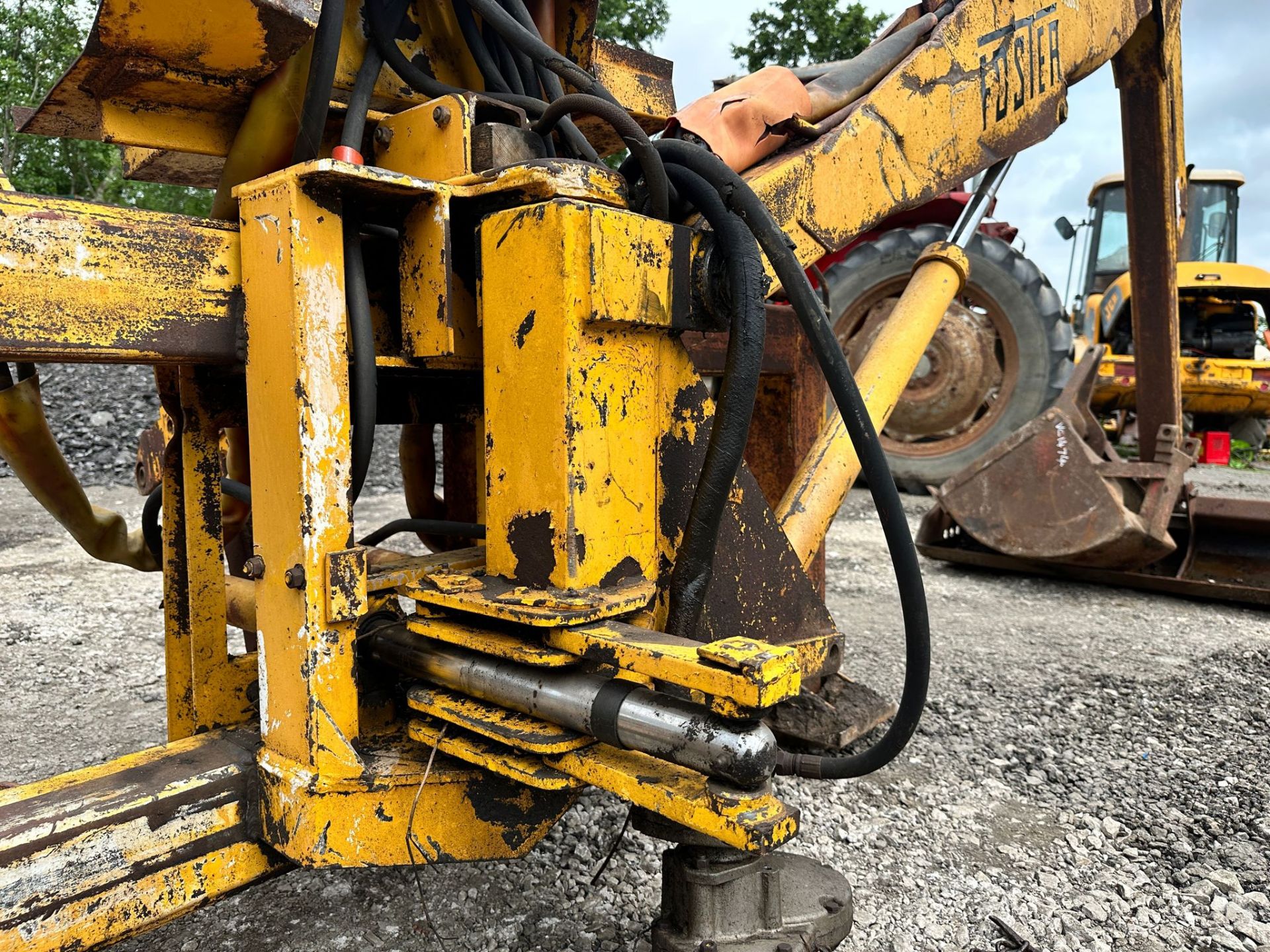 FOSTER D3 BACKHOE LOADER *PLUS VAT* - Image 10 of 13