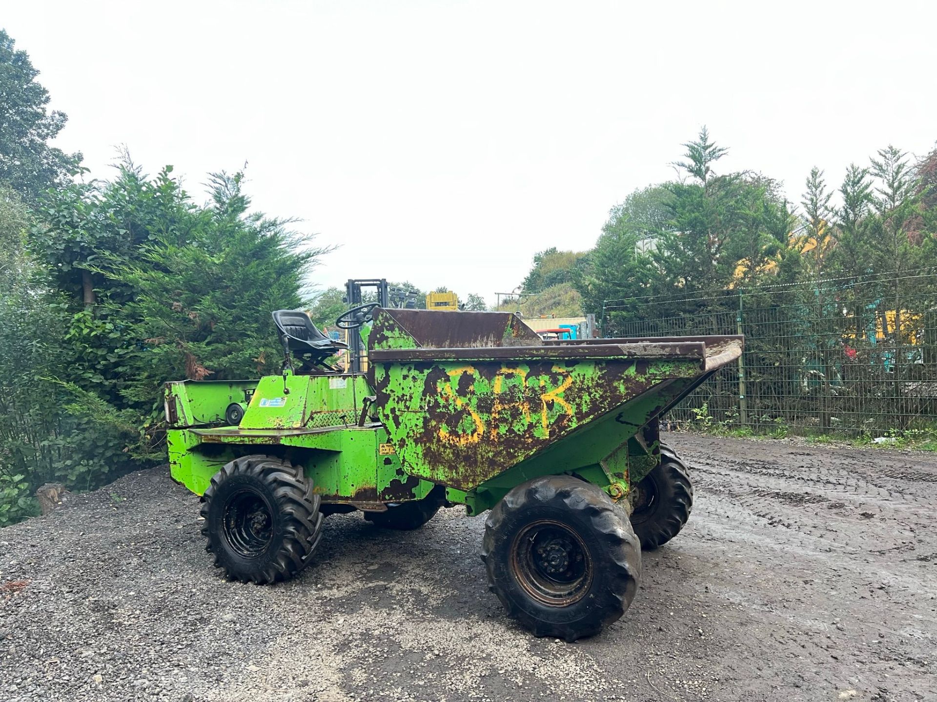 Benford 3 Ton Dumper *PLUS VAT* - Image 4 of 11