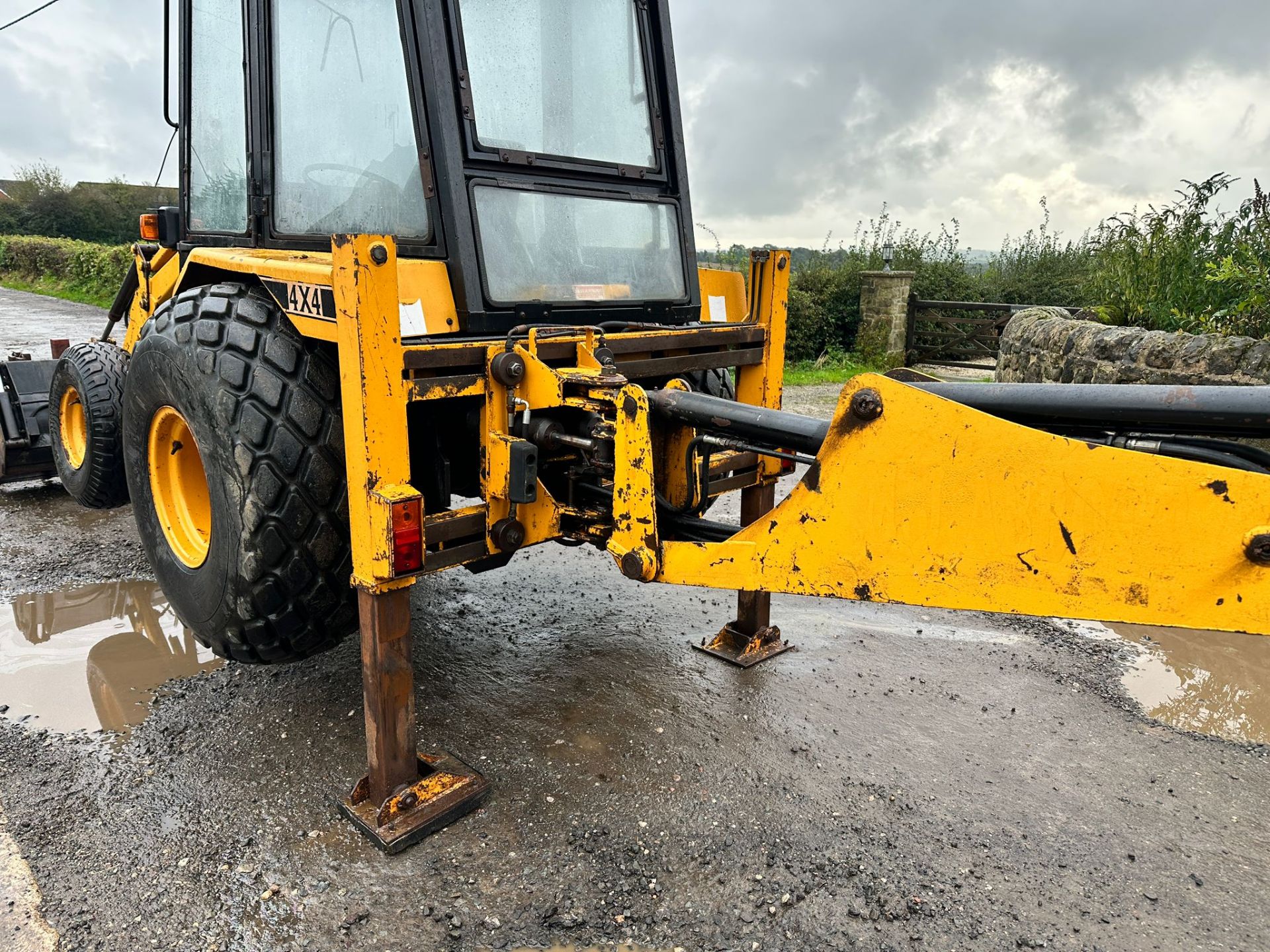 LEWIS BAGDER 4X4 FRONT LOADER BACKHOE *PLUS VAT* - Image 18 of 26