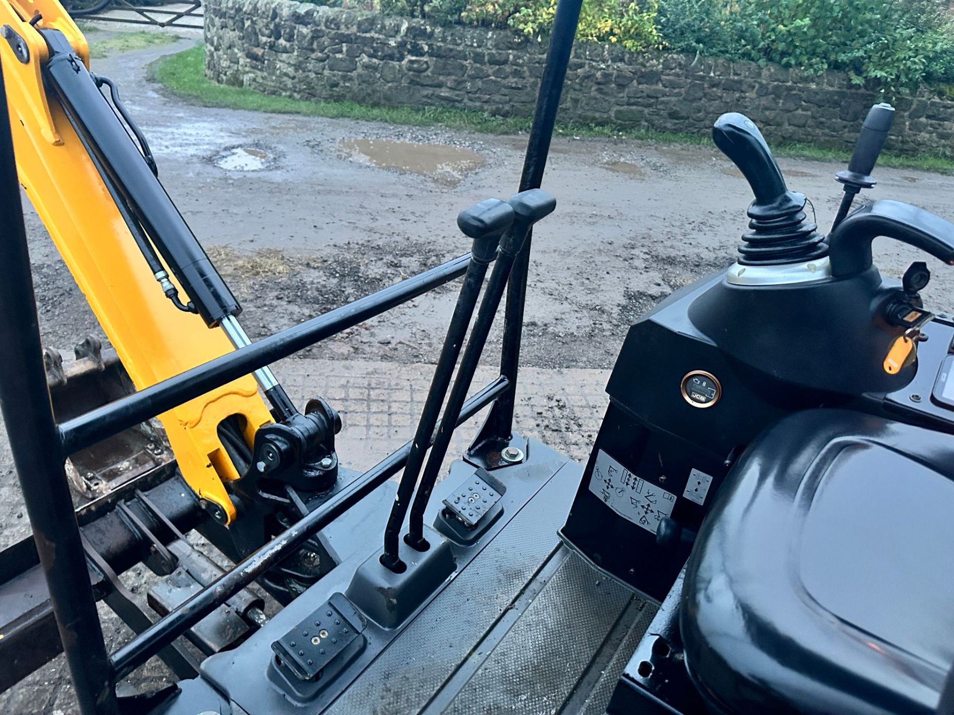 2019 JCB 16C-1 MINI EXCAVATOR *PLUS VAT* - Image 20 of 22