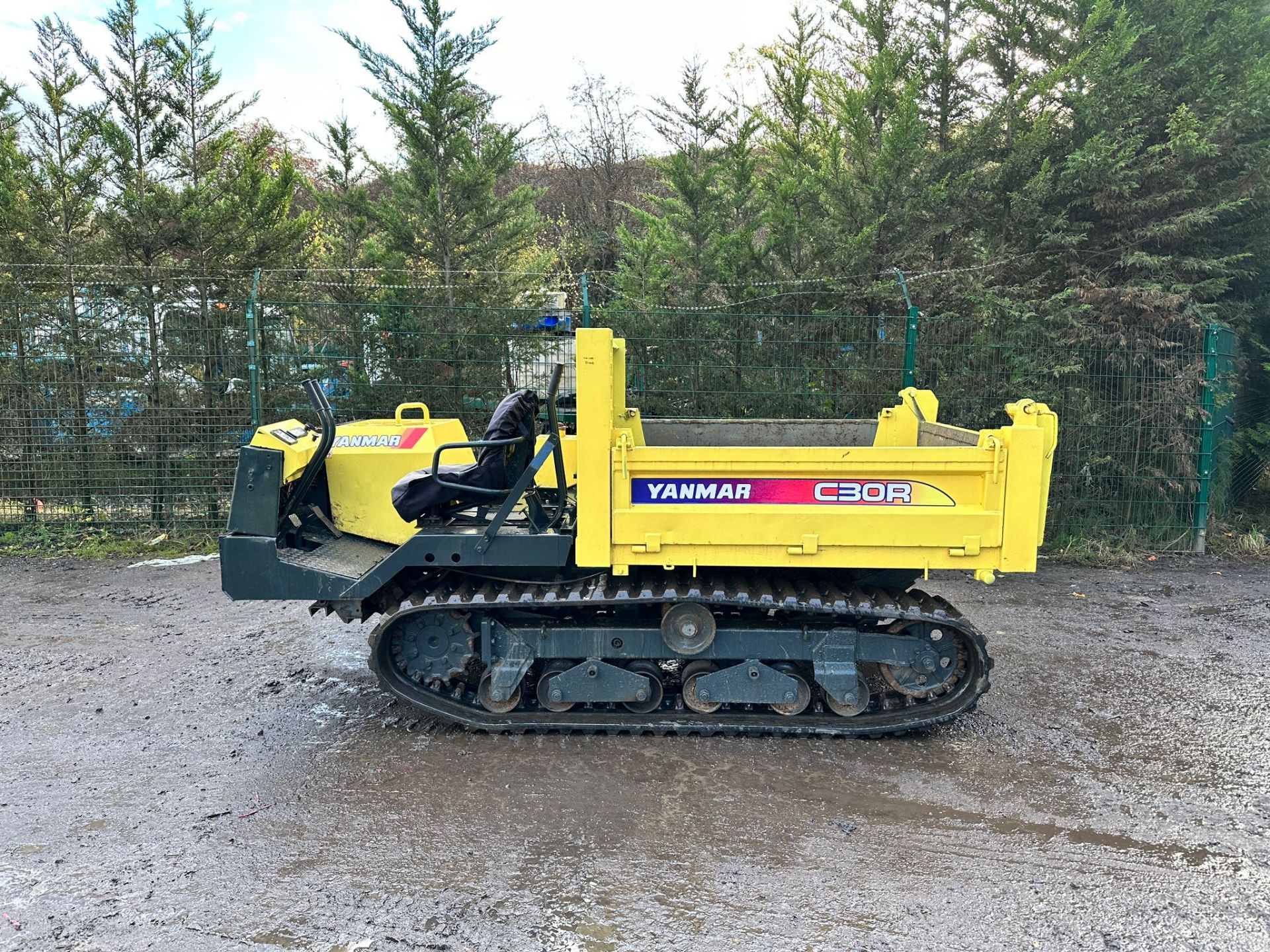 YANMAR C30R 3 TON DIESEL TRACKED DUMPER *PLUS VAT*