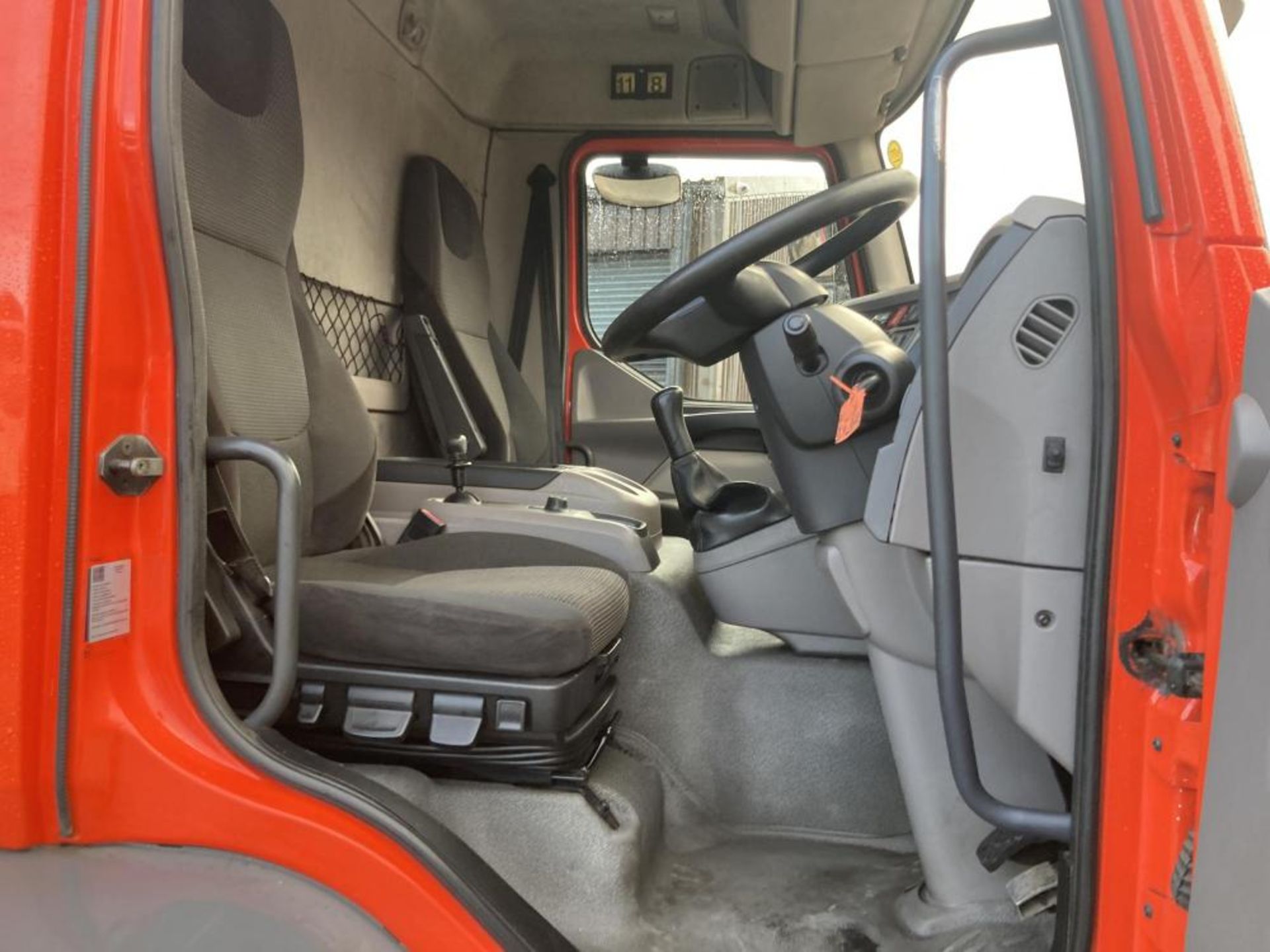 2014 DAF TRUCKS LF 220 FA 18T RED DROP SIDE BODY *PLUS VAT* - Image 17 of 22