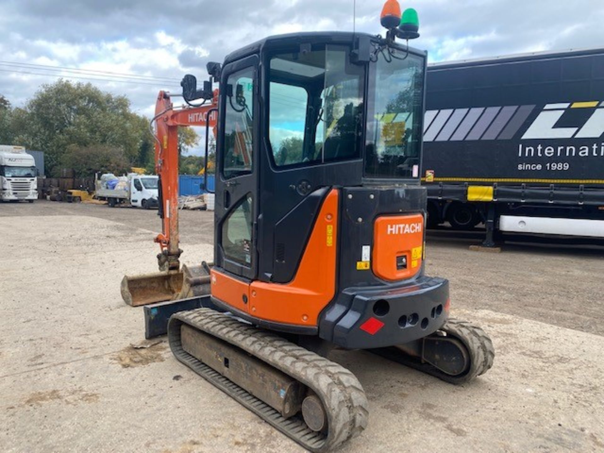 2018 Hitachi ZX38U-5A *PLUS VAT* - Image 3 of 11