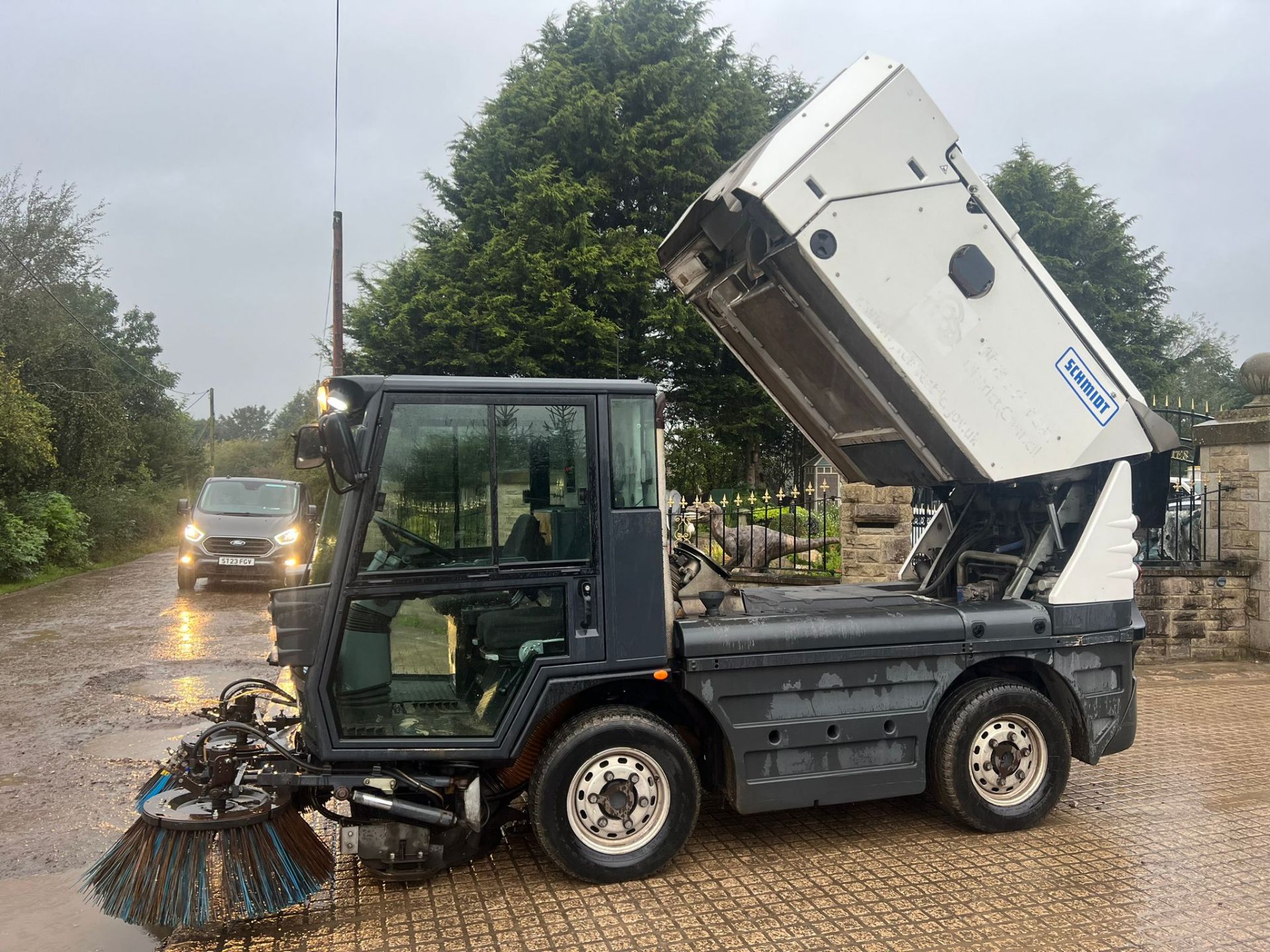 2017 Schmidt Swingo 200+ Road Sweeper *PLUS VAT* - Image 10 of 16