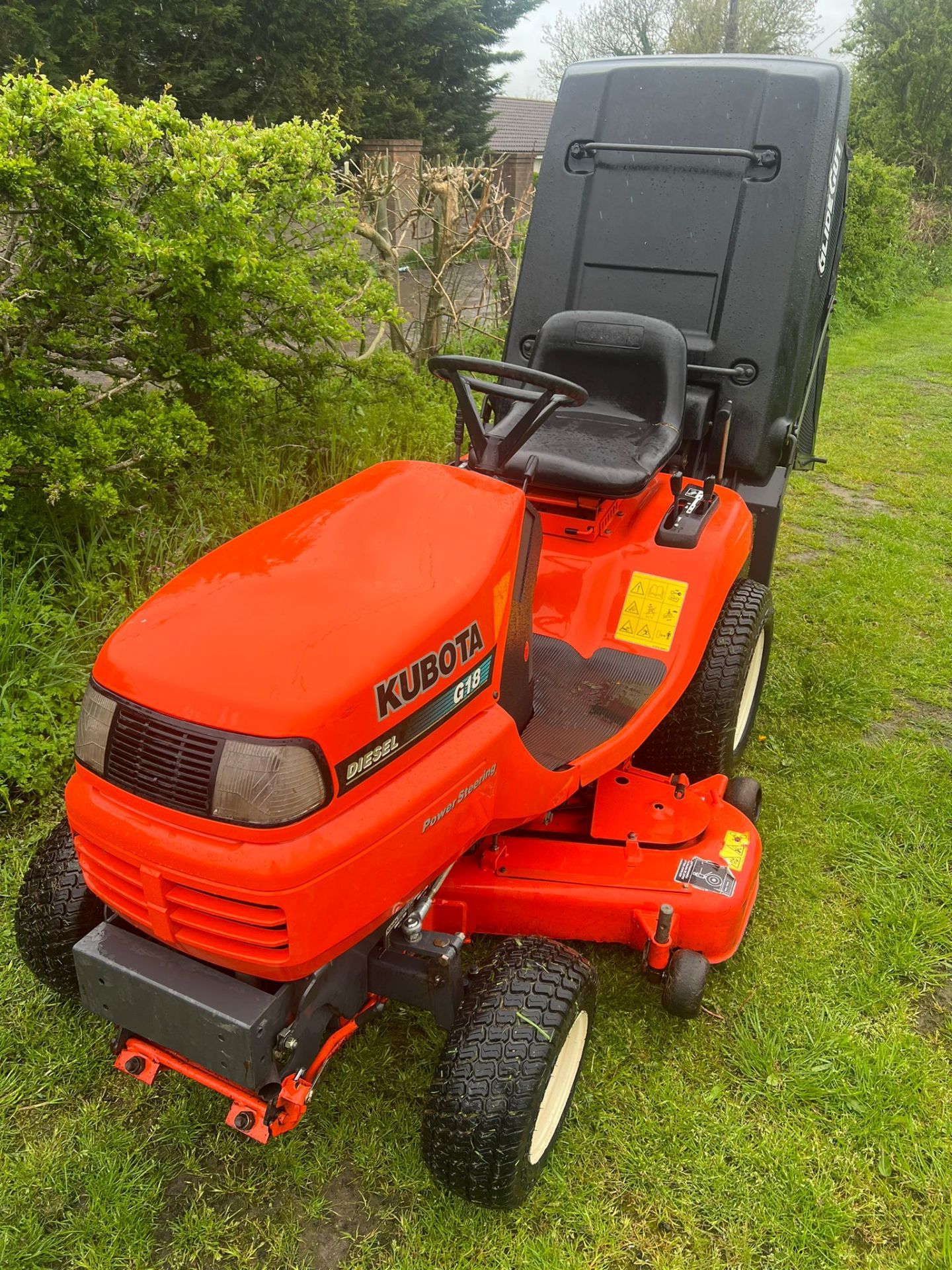 Kubota g18 ride on lawn mower (mint condition) *PLUS VAT* - Image 7 of 26