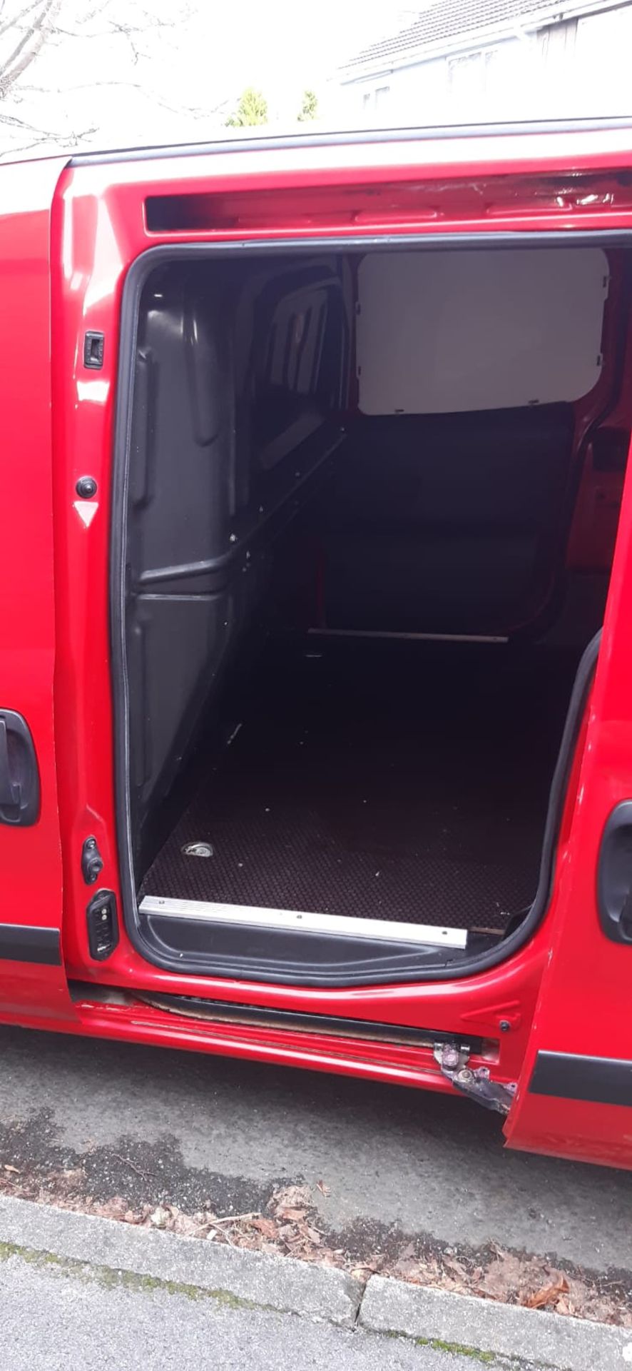 2014 FIAT DOBLO 16V MULTIJET RED PANEL VAN *NO VAT* - Image 4 of 15