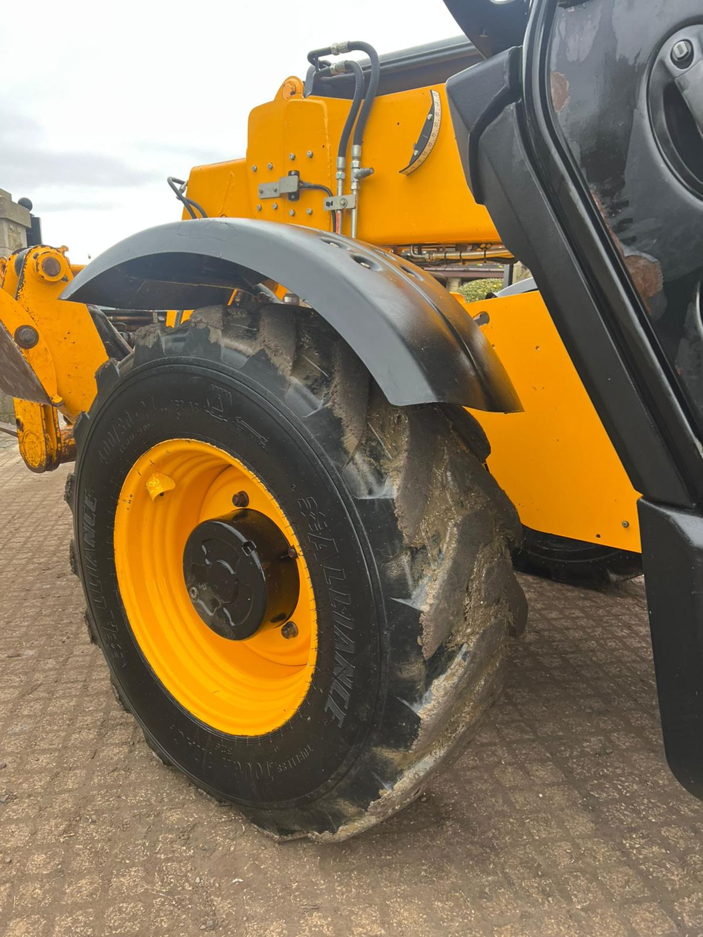 2018 JCB 535-125 Hi Viz Turbo Powershift Telehandler, Fork Positioner - VERY LOW HOURS *PLUS VAT* - Image 16 of 26