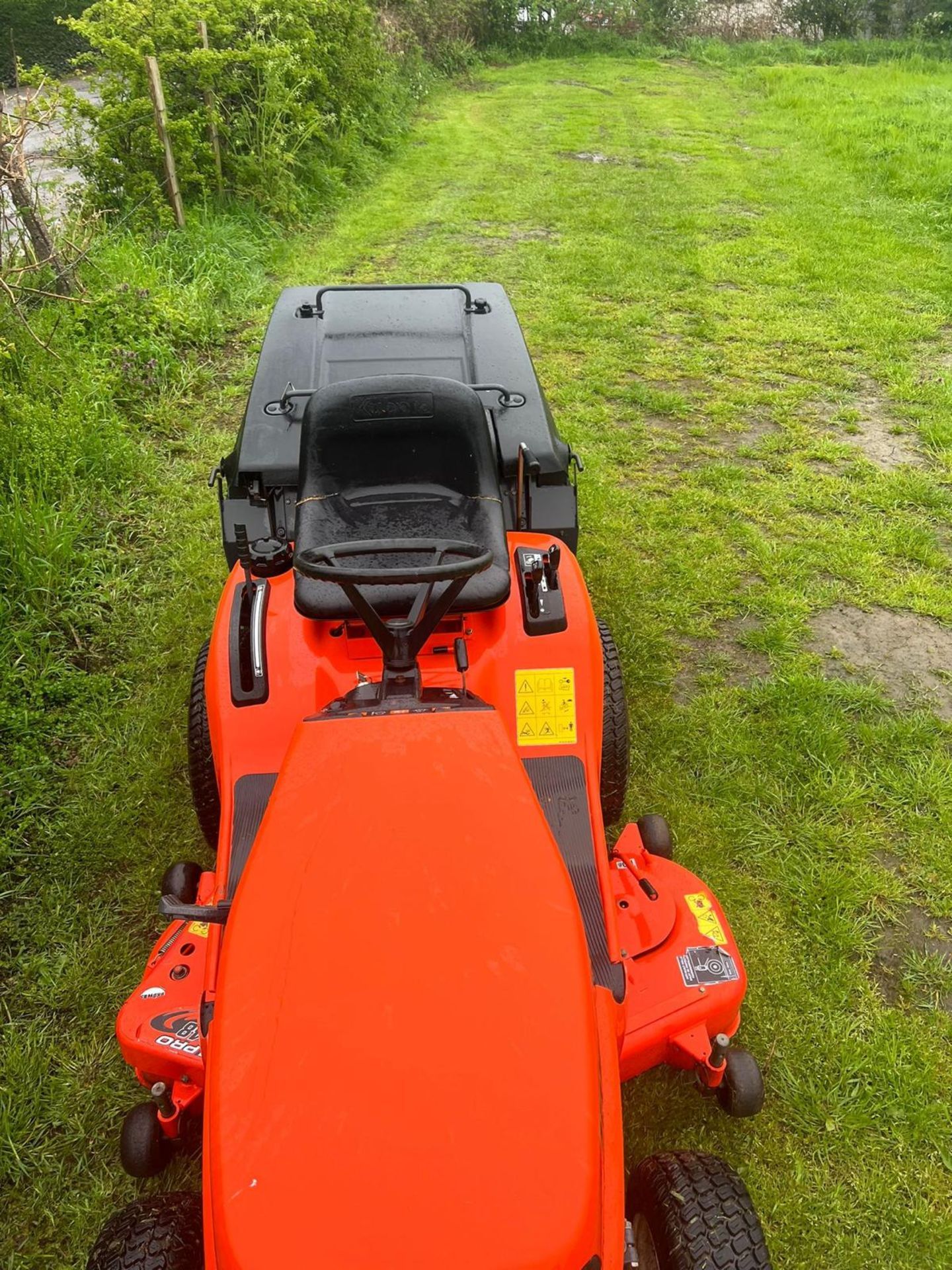 Kubota g18 ride on lawn mower (mint condition) *PLUS VAT* - Image 6 of 26