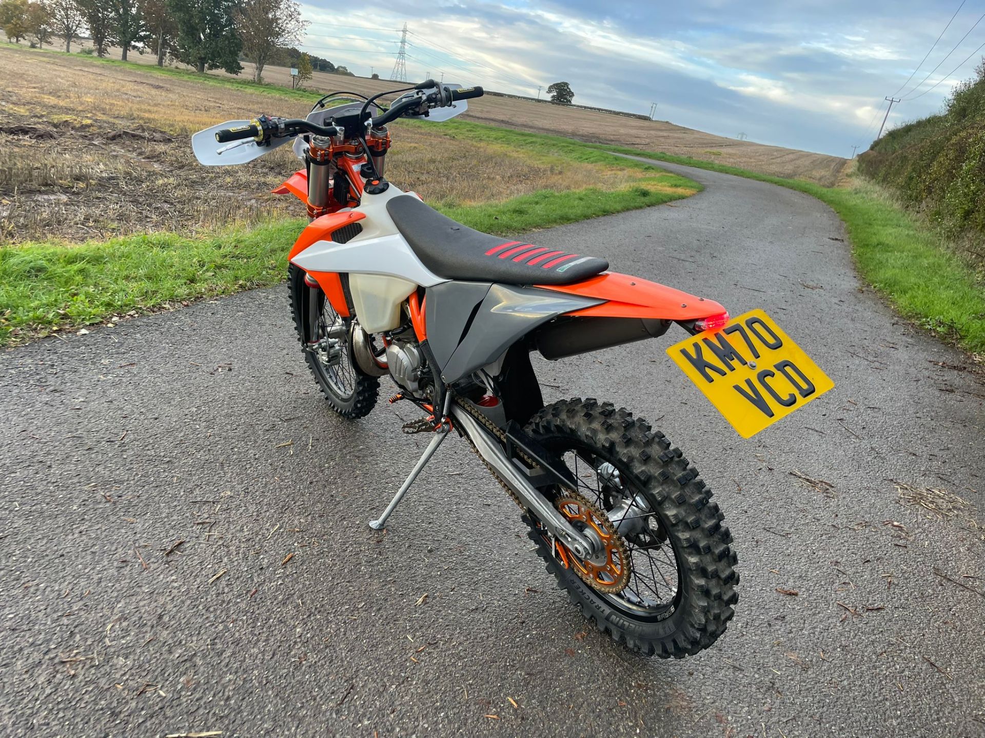 2020 KTM 300 EXC SIX DAYS TPI 21 ORANGE MOTORCYCLE *NO VAT* - Image 6 of 10