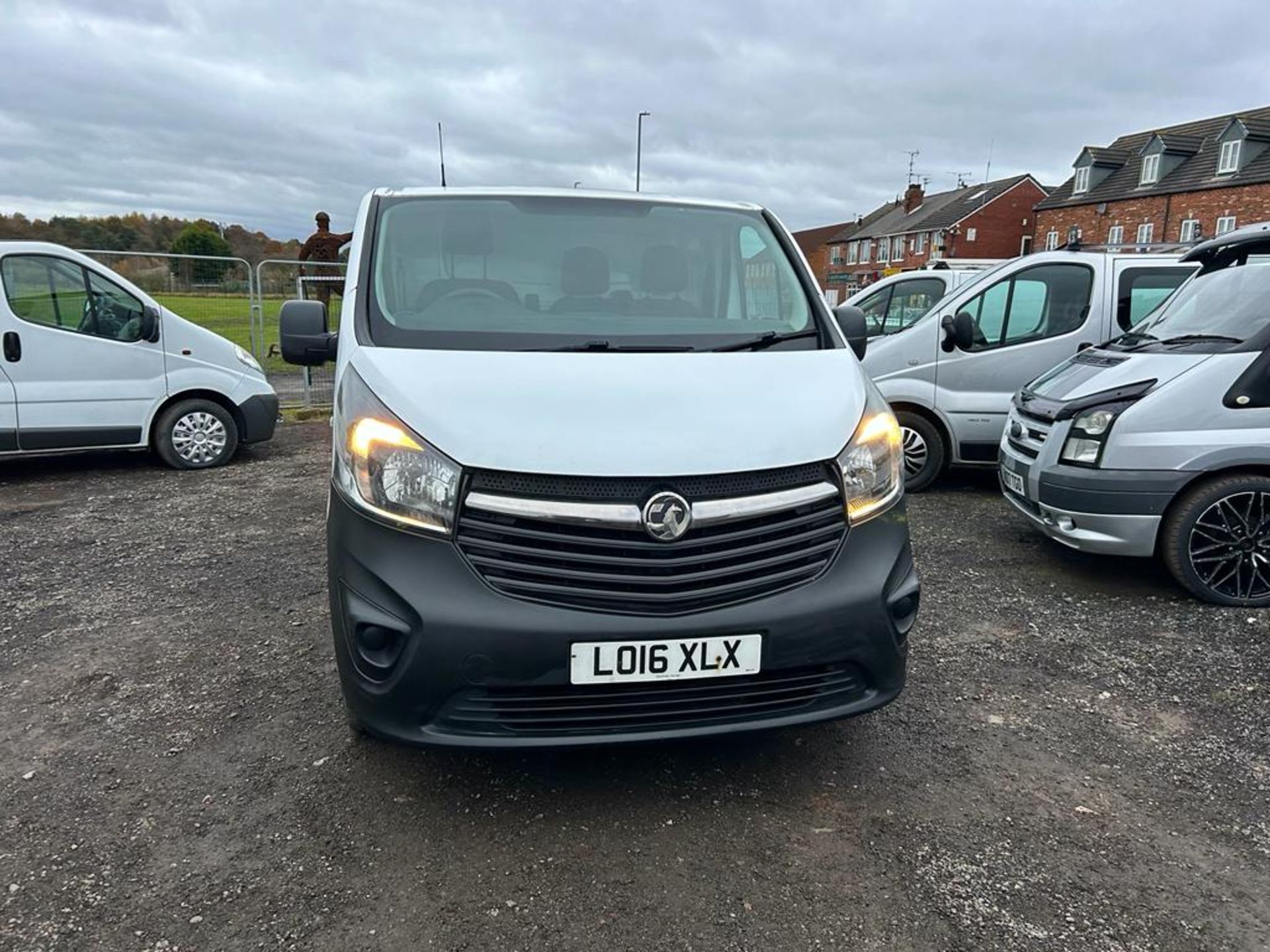 2016 VAUXHALL VIVARO 2700 CDTI WHITE PANEL VAN *NO VAT* - Image 8 of 14