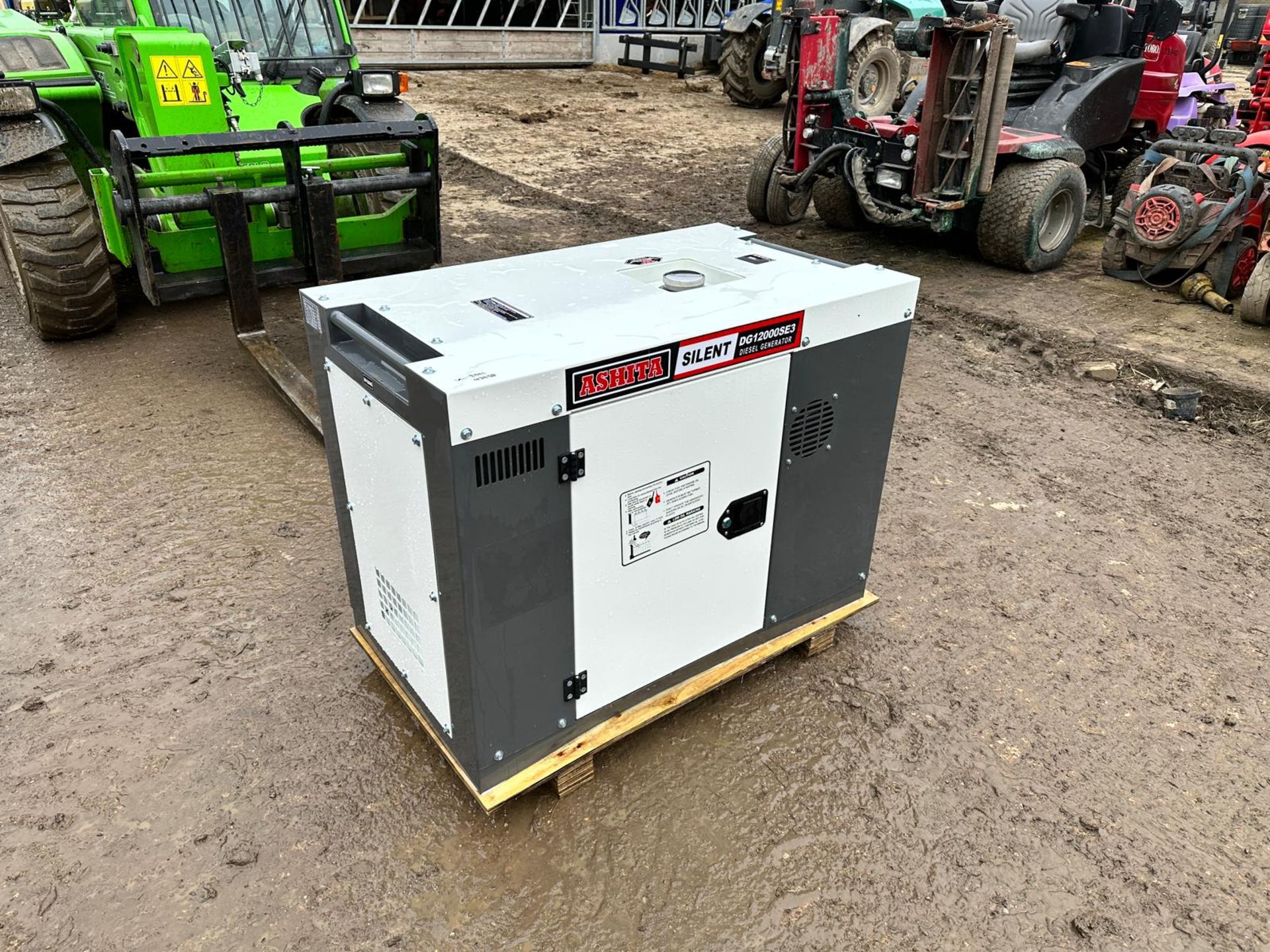 NEW/UNUSED DG12000SE3 SILENT DIESEL GENERATOR *PLUS VAT* - Image 4 of 12