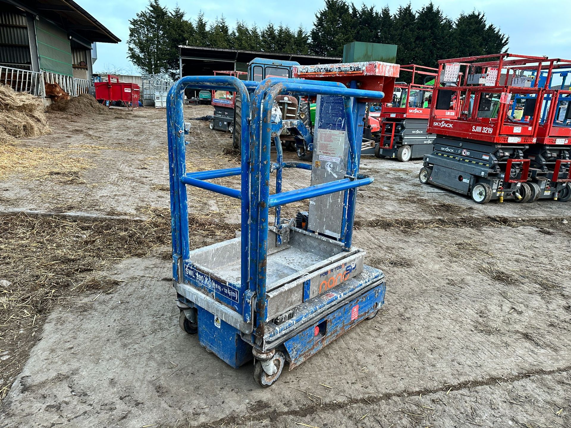 2012 Powertower Nano SP Electric Lift *PLUS VAT* - Image 5 of 10