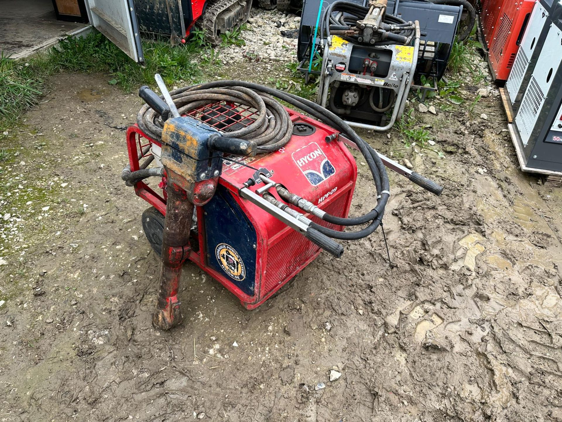 2018 HYCON HPP09 HYDRAULIC POWER PACK WITH HOSE AND BREAKER *PLUS VAT* - Image 2 of 8